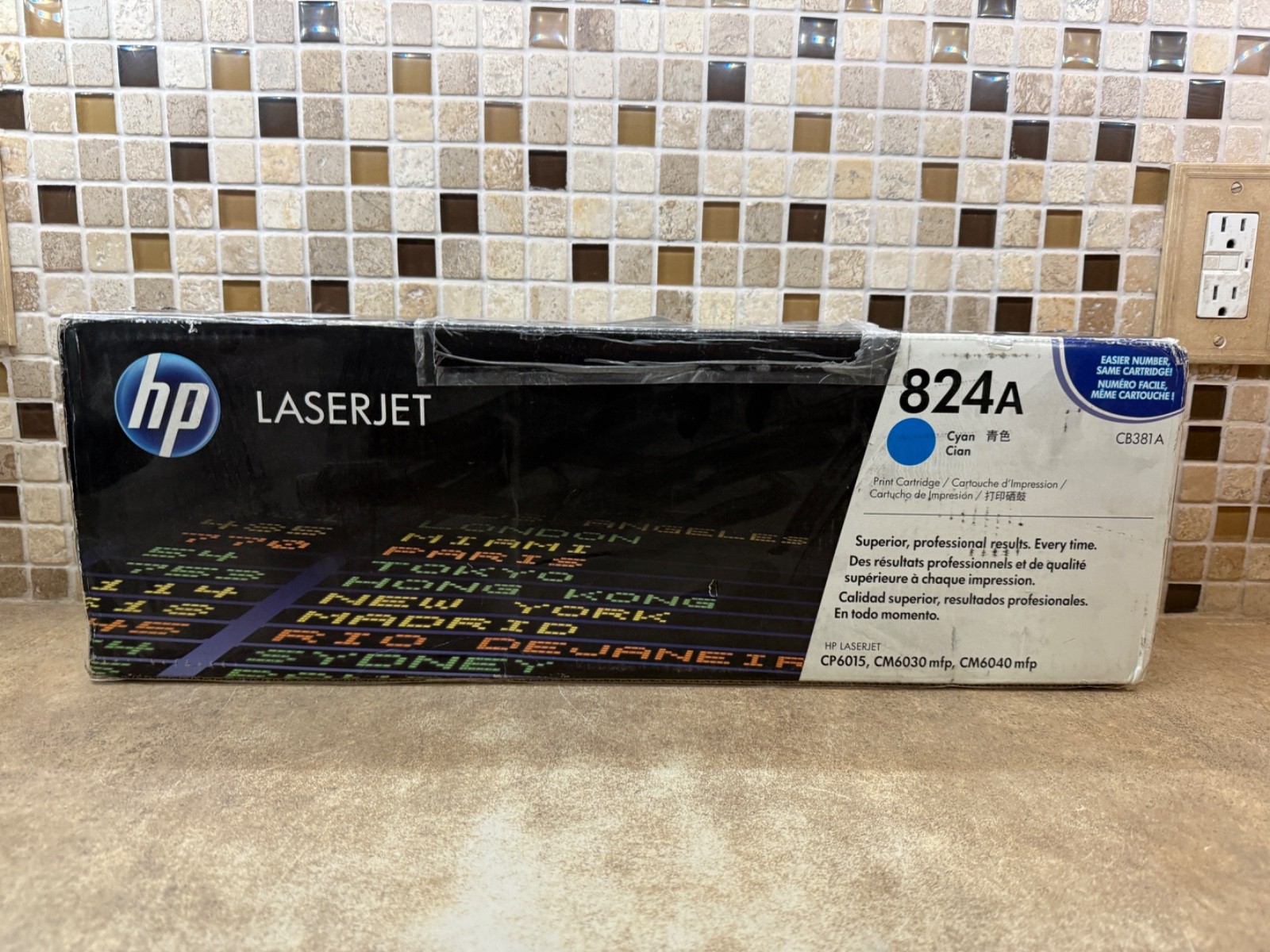 Genuine HP 824A Cyan CB381A Toner Cartridge
