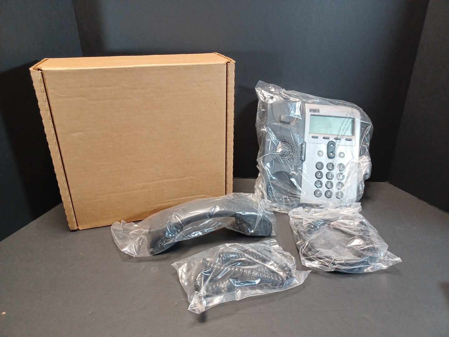 New Cisco 7905 CP-7905G IP Phone VoIP