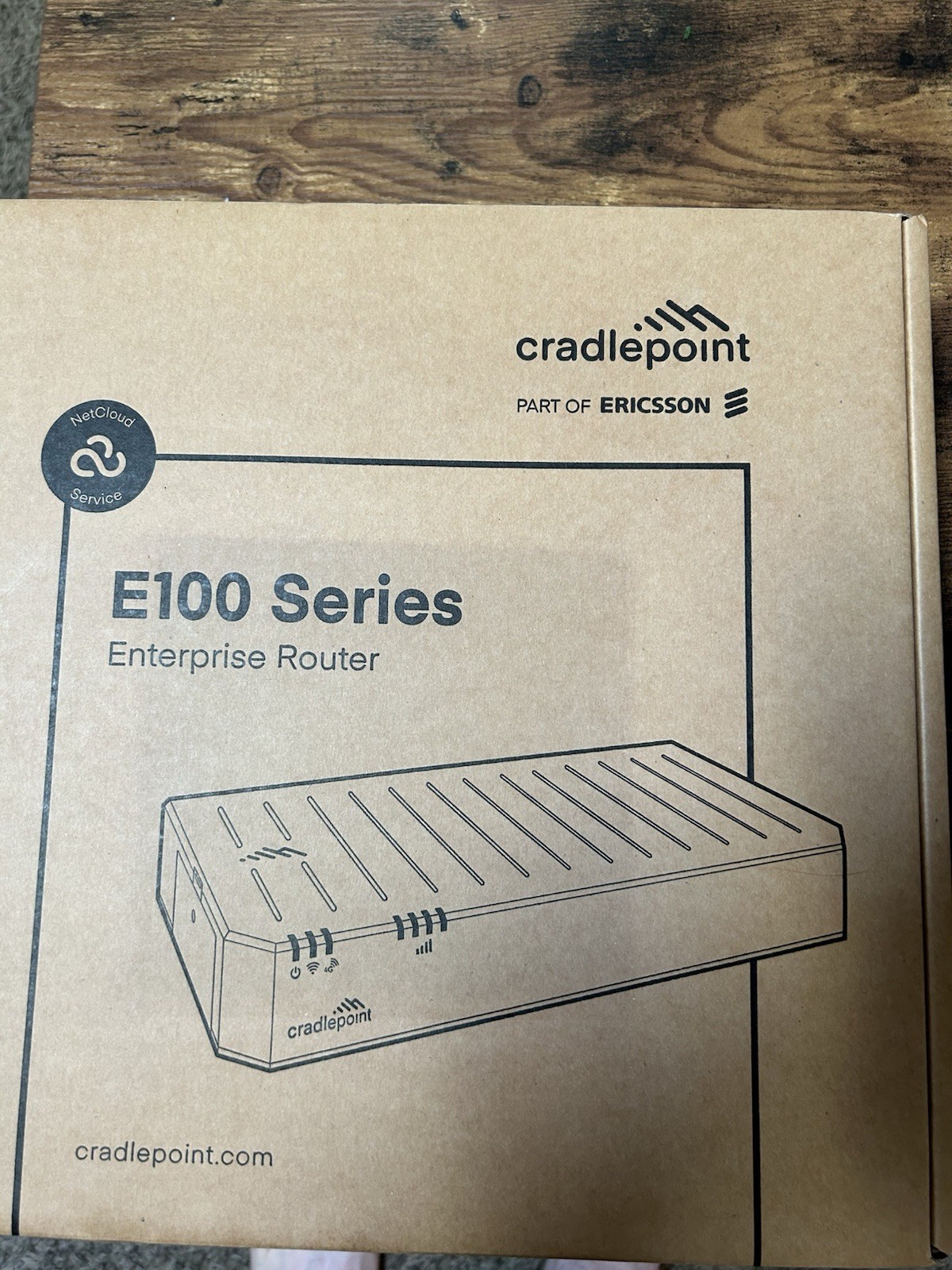 Cradlepoint E100 Series Enterprise Router, Standalone Form Factor