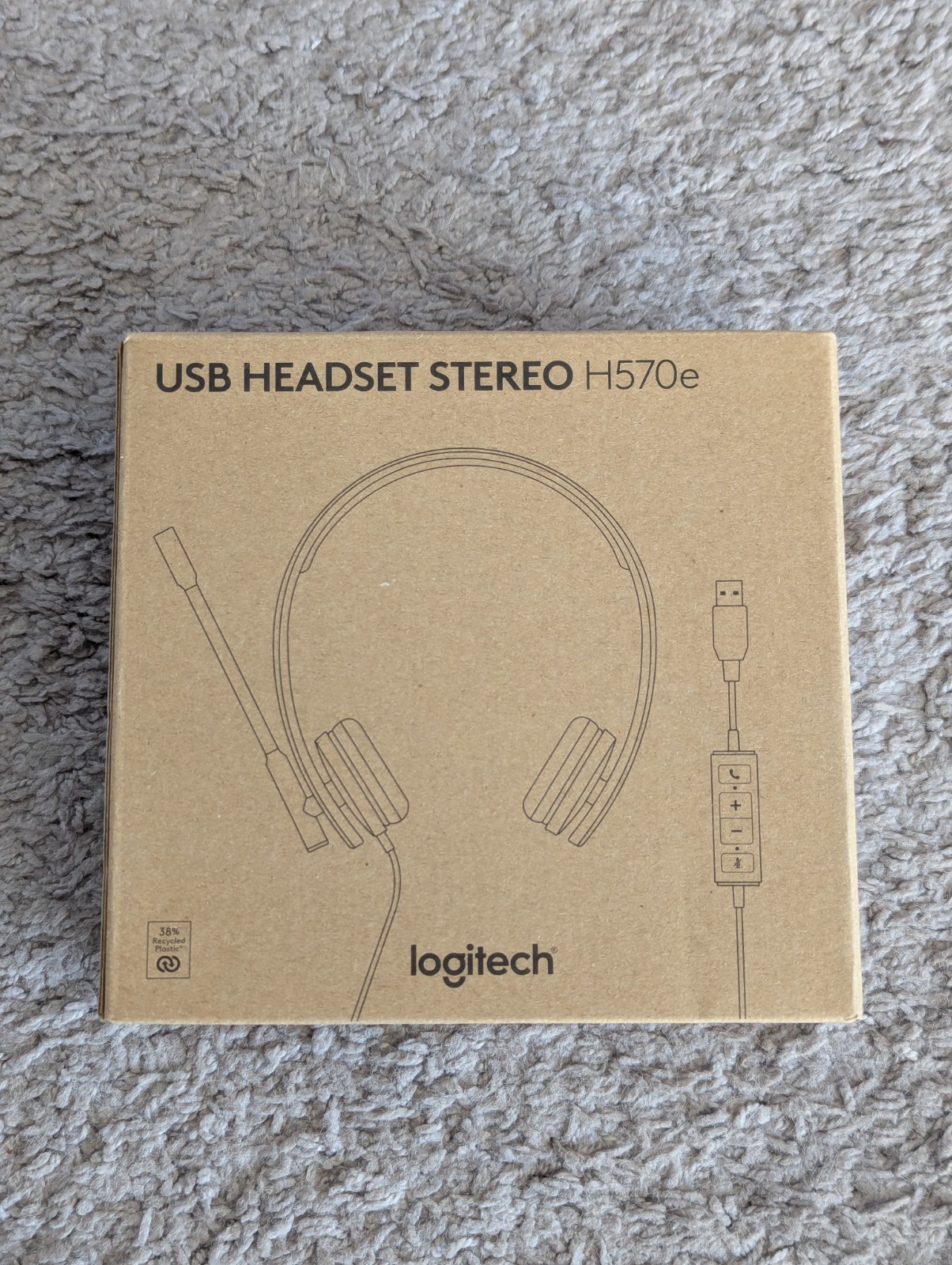 BRAND NEW  Logitech H570e USB Stereo Wired Headset - Black (981-000574)