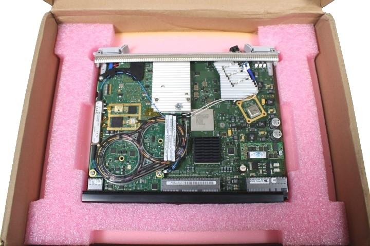 CIENA NTK528AAE5 1 X 10 - 11.3G DWDM OTSC W/XFP NTK528AAE5 BOARD