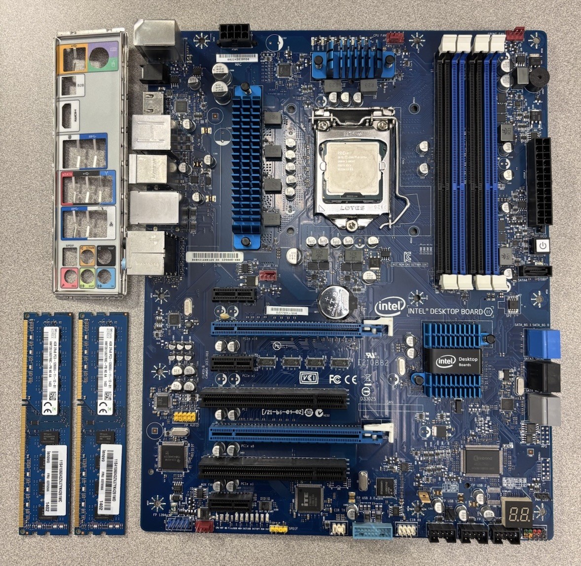Intel DZ77BH-55K Desktop Motherboard + i5-3570K CPU + 2x4GB DDR3 With I/O Plate