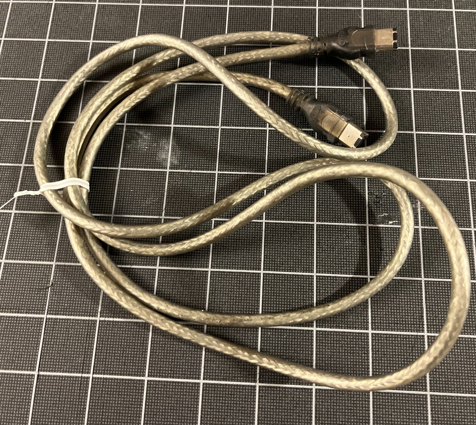 Belkin 1394 FireWire 400 iLINK 6' 6-Pin to 6-Pin Cable Digital Camcorder