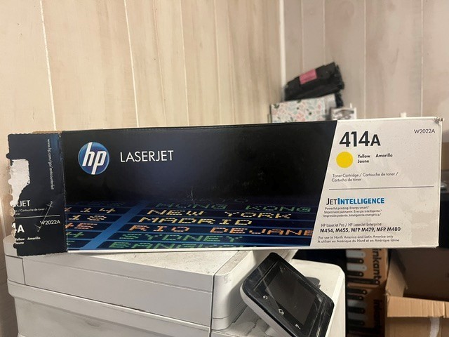 HP 414A (W2022A) LaserJet Toner Cartridge New - YELLOW - open box open pack