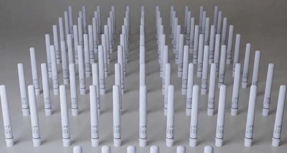 LOT of 92 - NEW Cisco CW-ANT-O1-NS-00 Omnidirectional DIPOLE ANTENNAS + FREE S/H