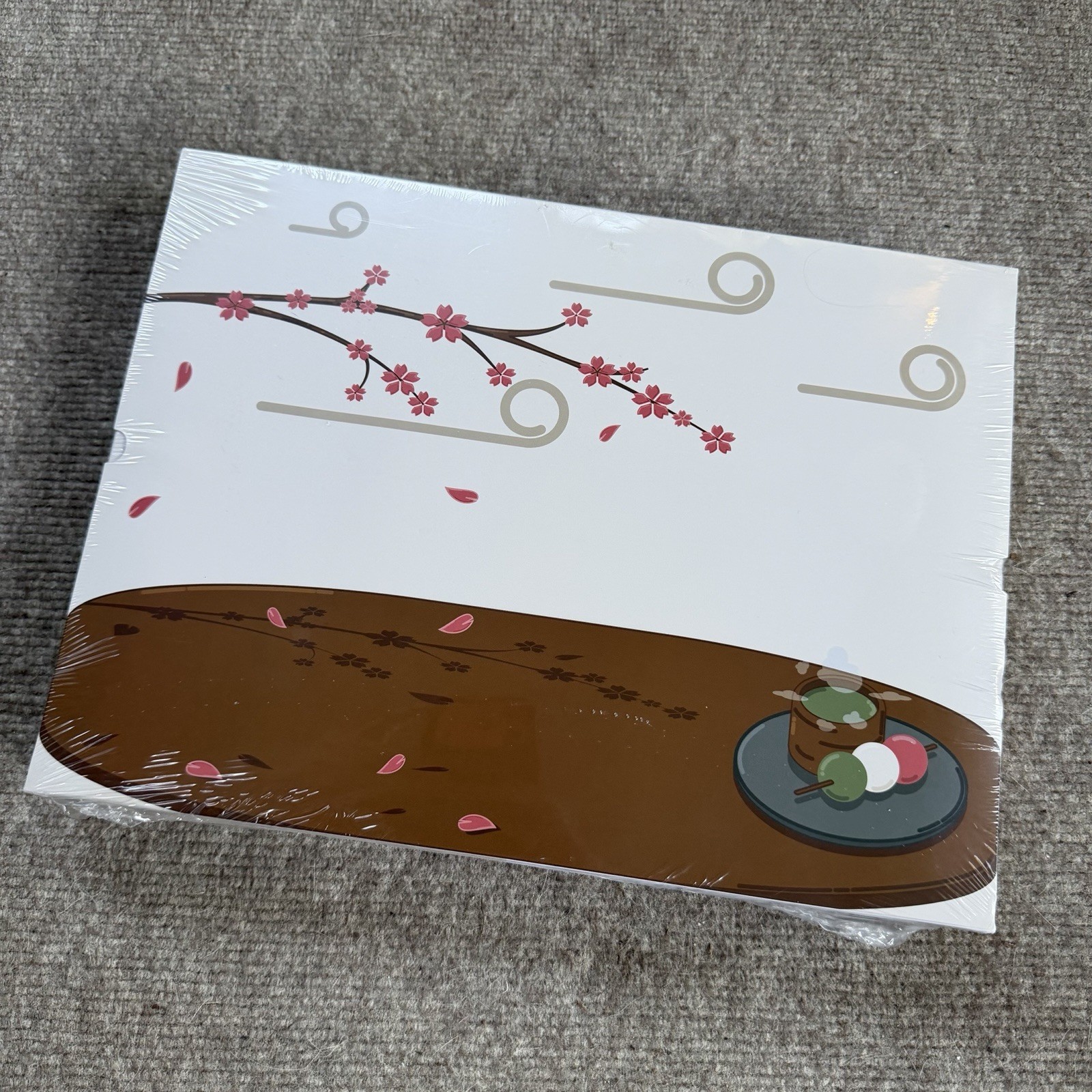 gmk hanami dango base set keycaps, new, sealed
