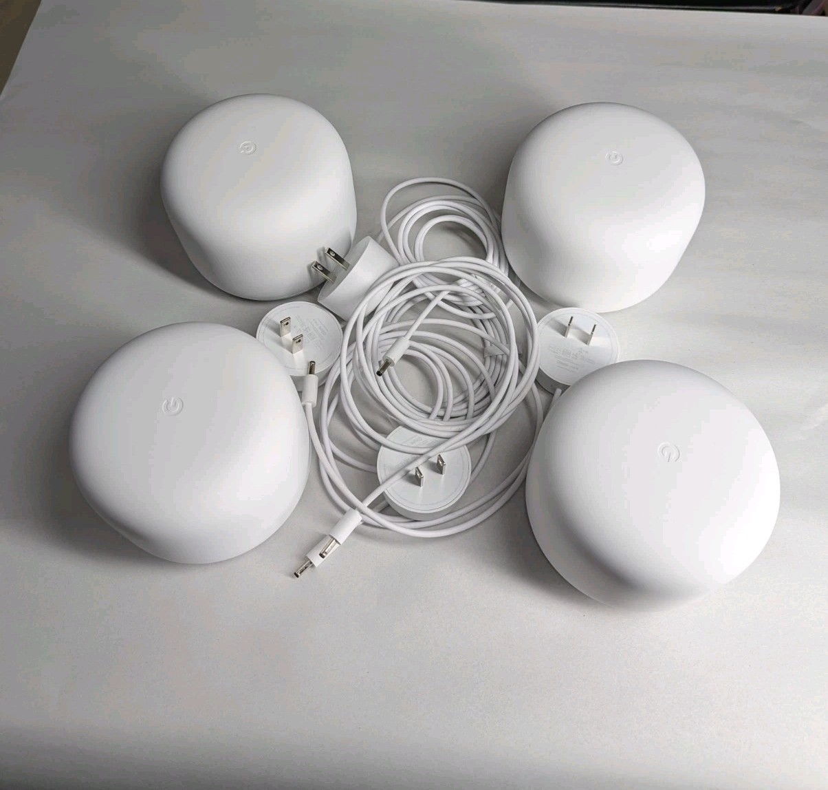 (4) Google Nest Wifi Router H2D AC2200 W/ Power Cords Lot Of 4 (READ)