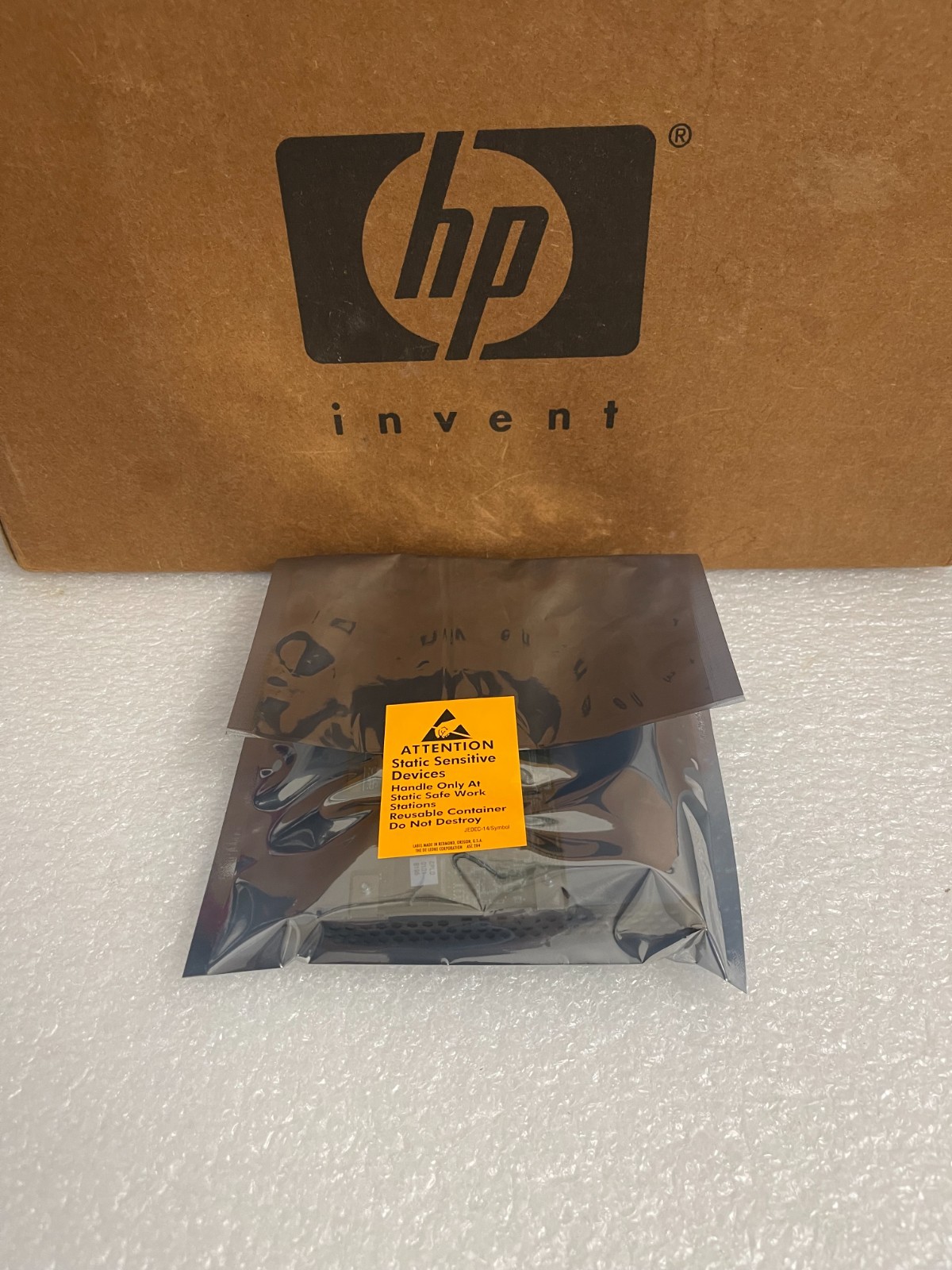 HP 858096-001 Microsemi SmartHBA 2100-4i4e 12Gb/s SAS HBA - 858096-002 1FV90AA