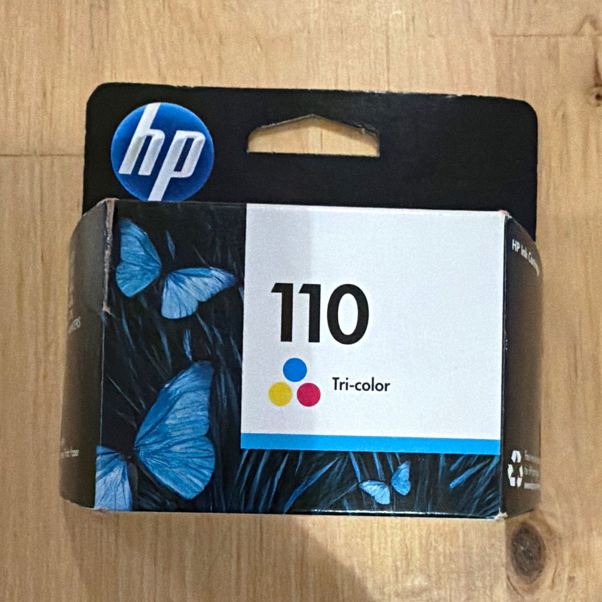 Genuine HP 110 Tri-Color Ink Cartridge CB304AN - Sealed 