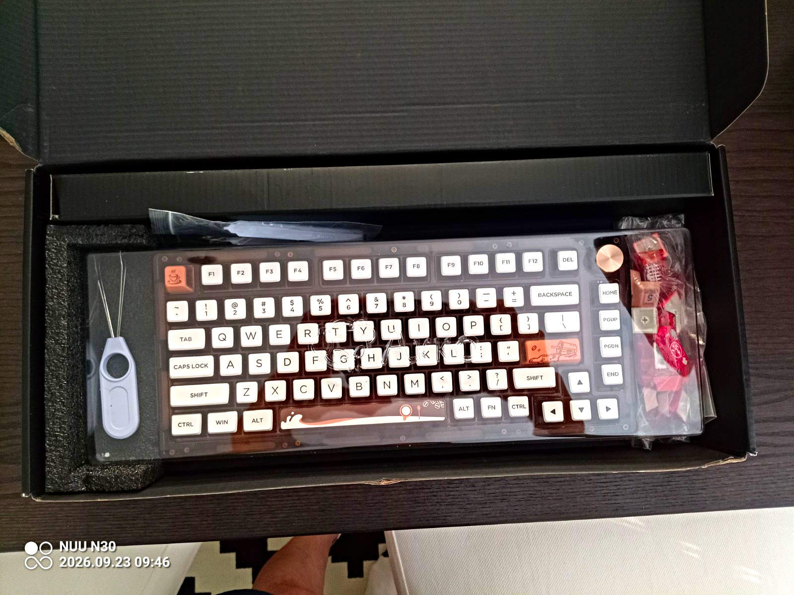 Akko Mechanical Keyboard English QWERTY (Standard) Black/White Keycaps