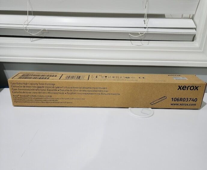 Xerox 106R03740 Extra High Yield Cyan Toner Cartridge VersaLink C7020