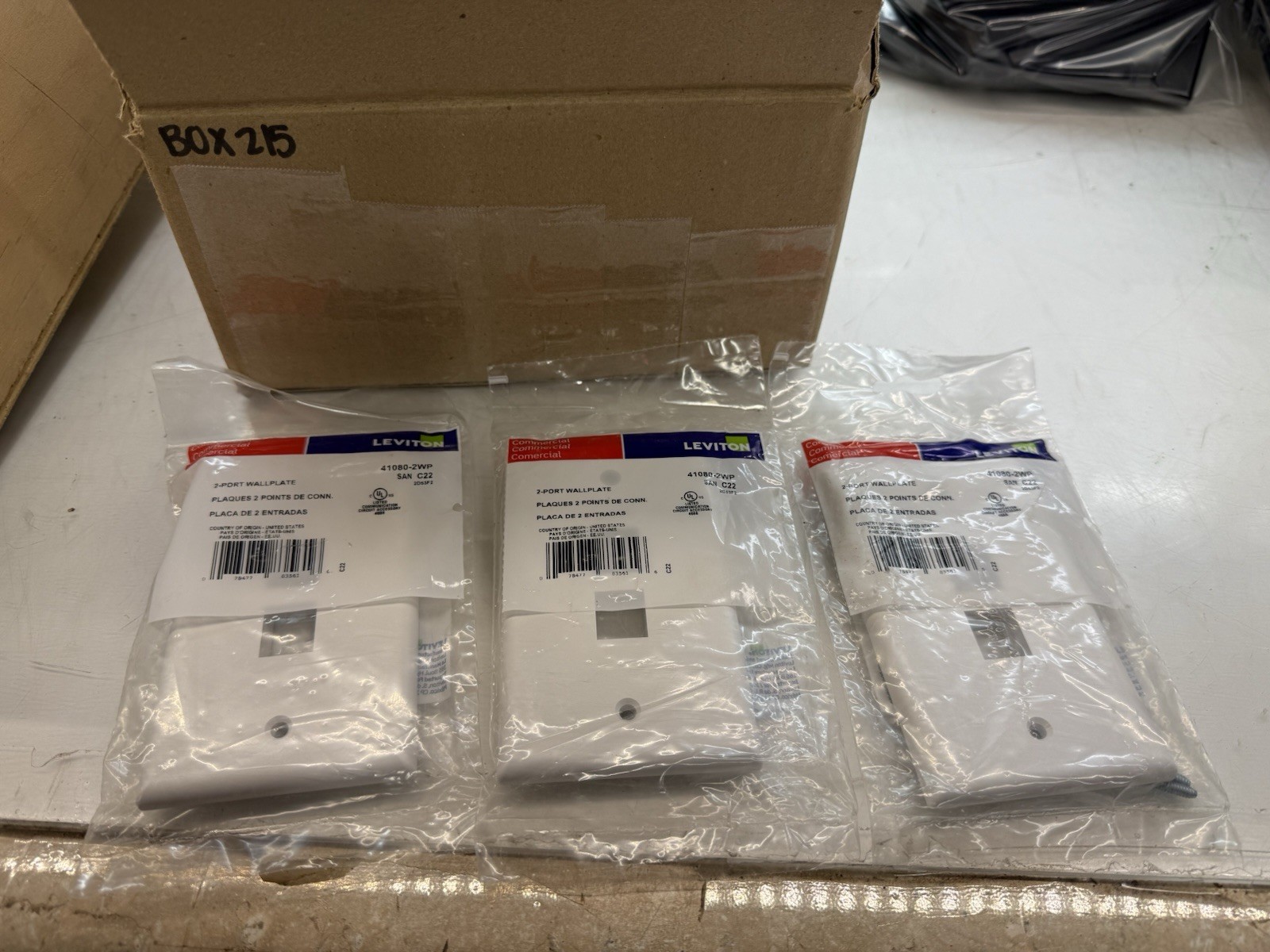 Lot of 3 Leviton White 2-Port Commercial Wallplate  #41080-2WP