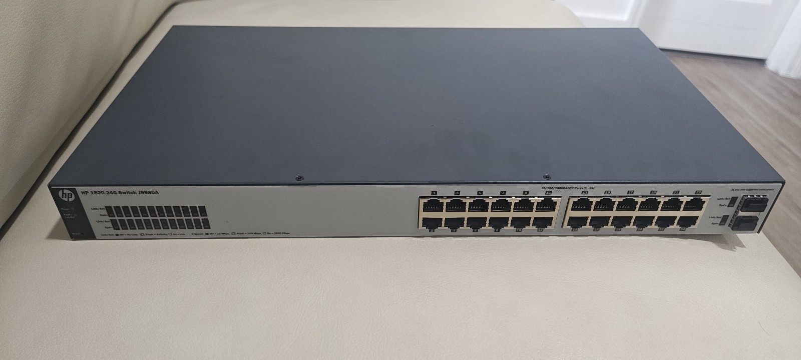 HP 1820-24G J9980A 24-Port Gigabit Managed Switch + 2x SFP Ports, TESTED WORKING