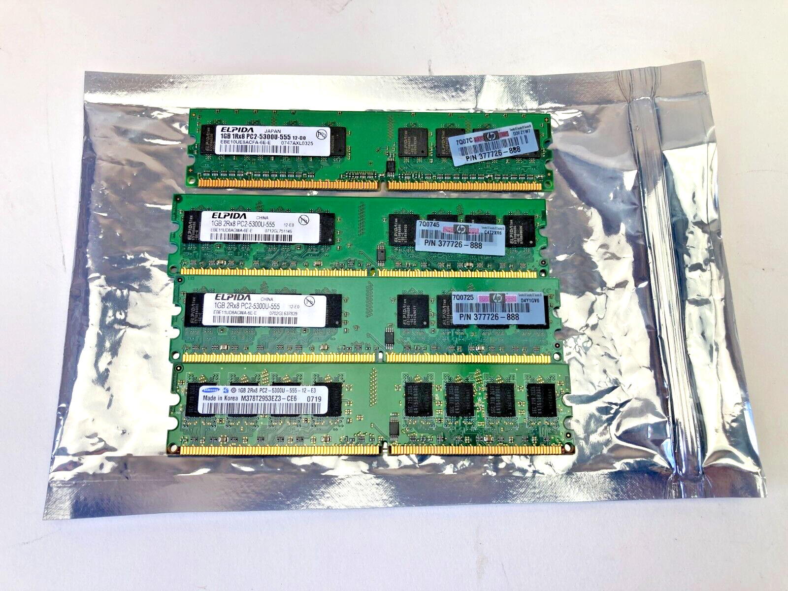 Elpida & Samsung 1GB 2Rx8 PC2-5300U-555 DDR2-667 Desktop RAM Memory