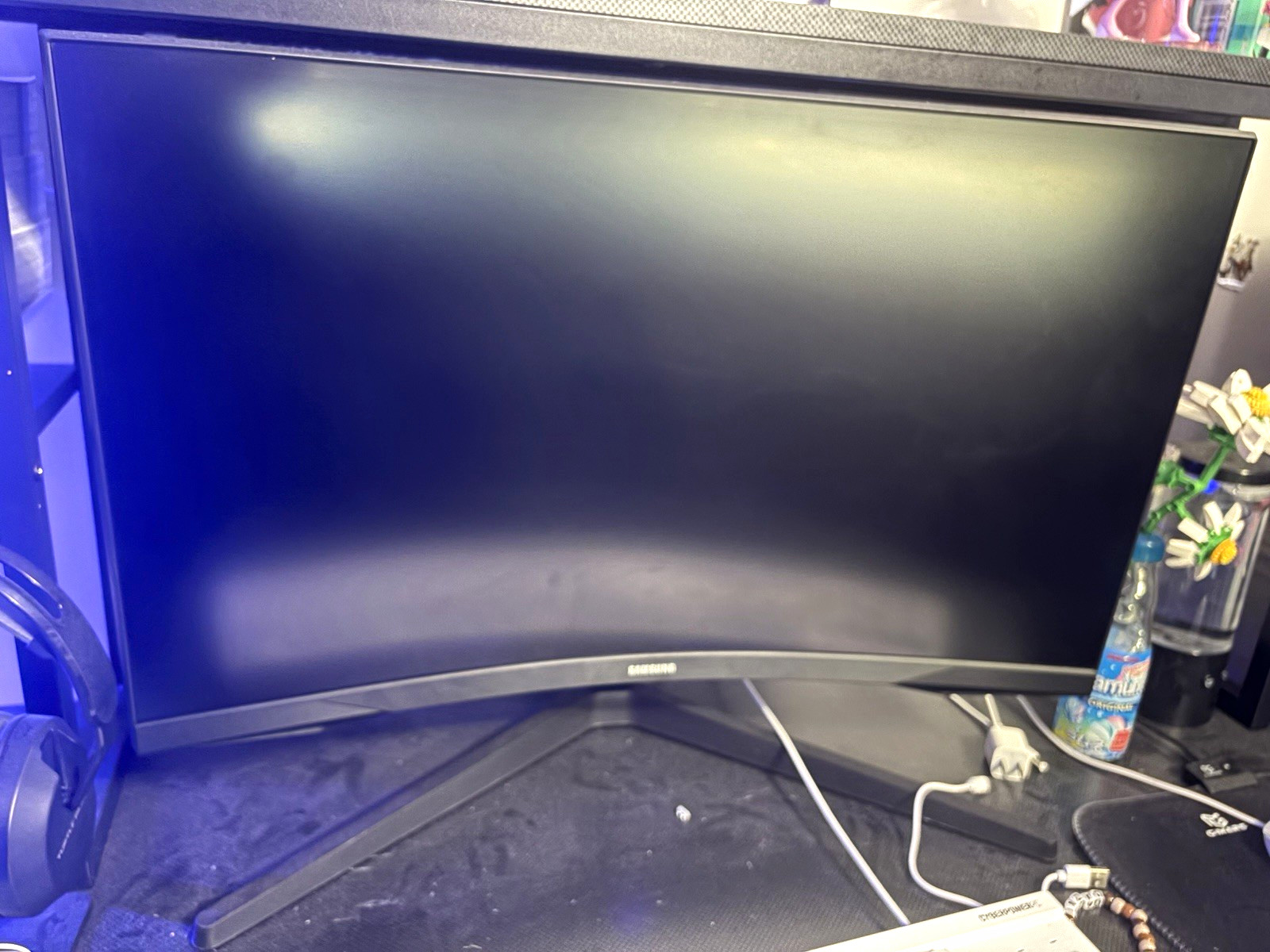 Samsung Curved Screen Computer Monitor 31-39.9 in 16:9 Widescreen Black