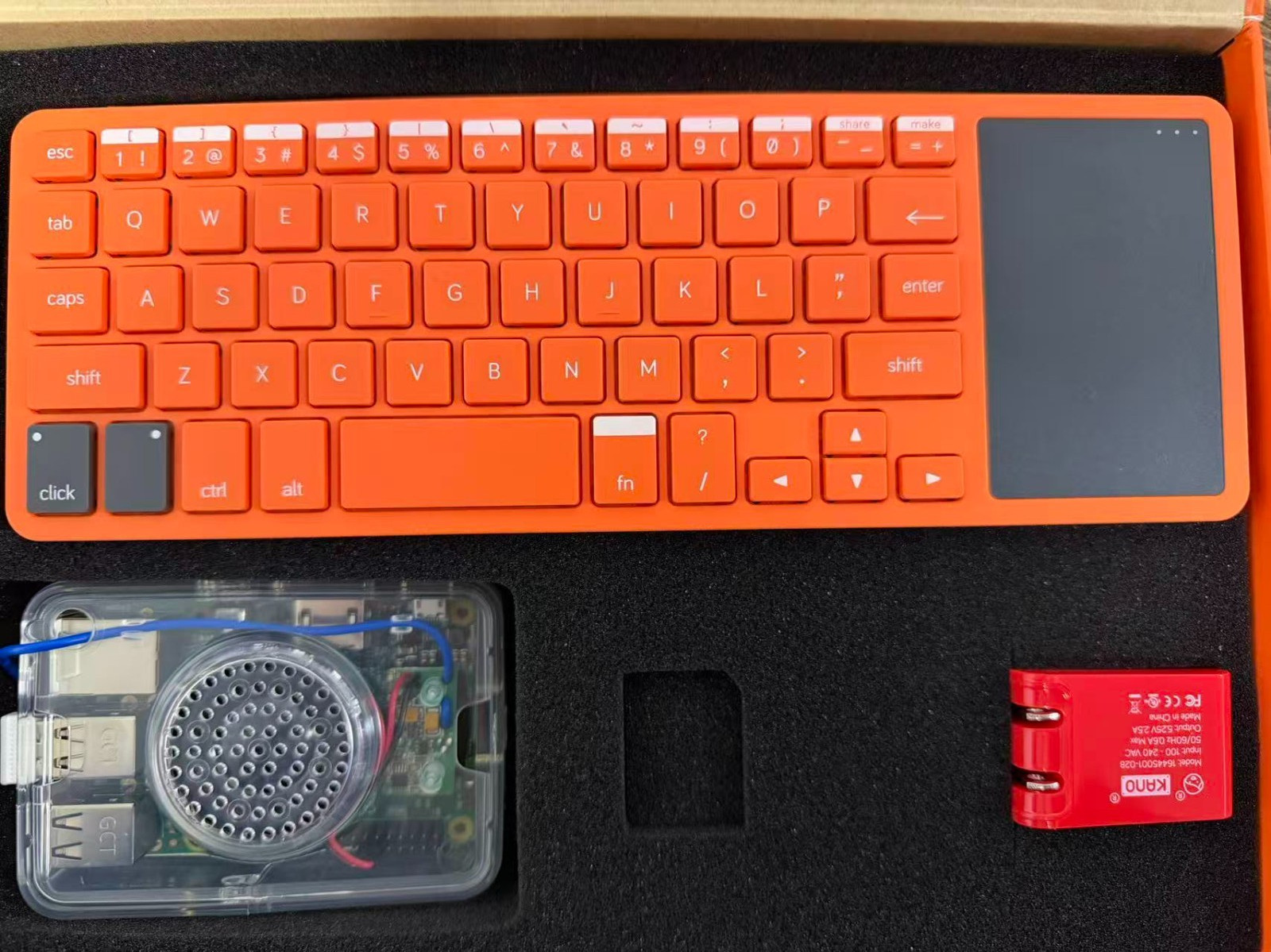 KANO Computer Kit Element 14 Raspberry Pi 3 Model B - 