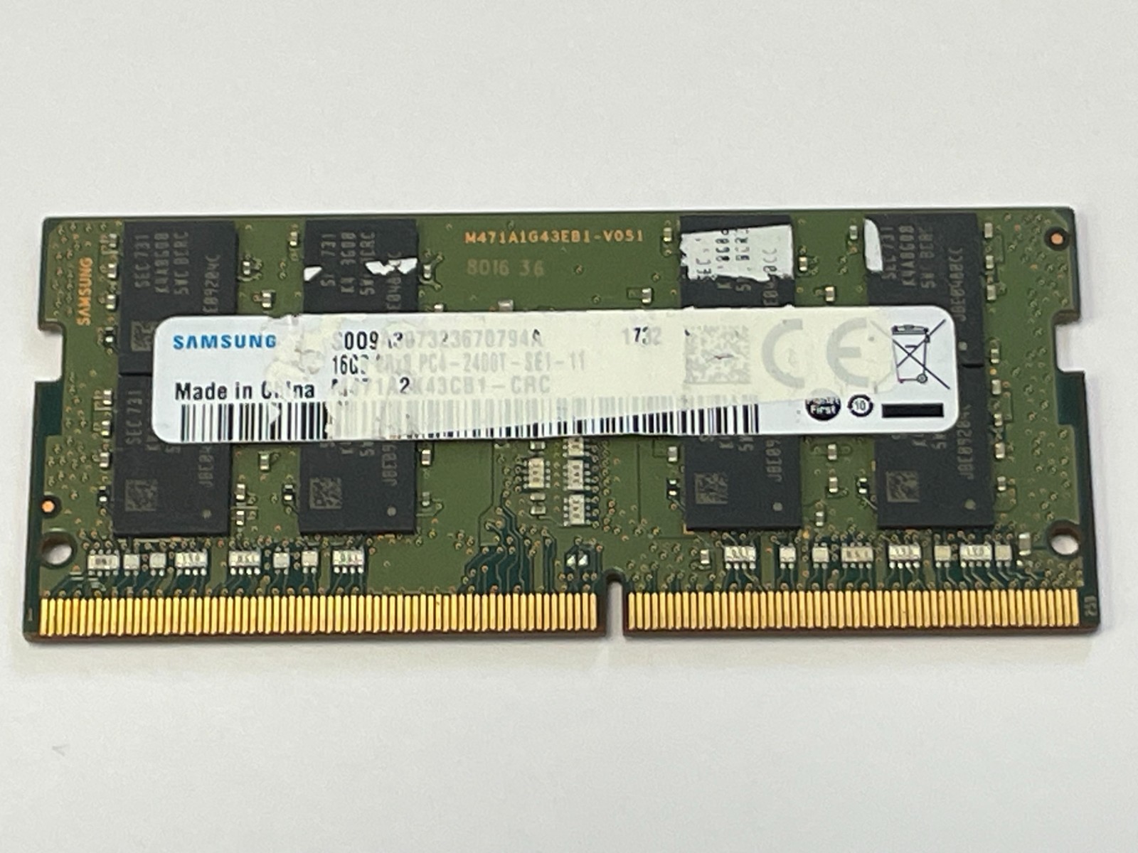 Samsung 16GB (1 Stick) PC4-19200 DDR4 2400T SODIMM Memory M471A2K43CB1-CRC