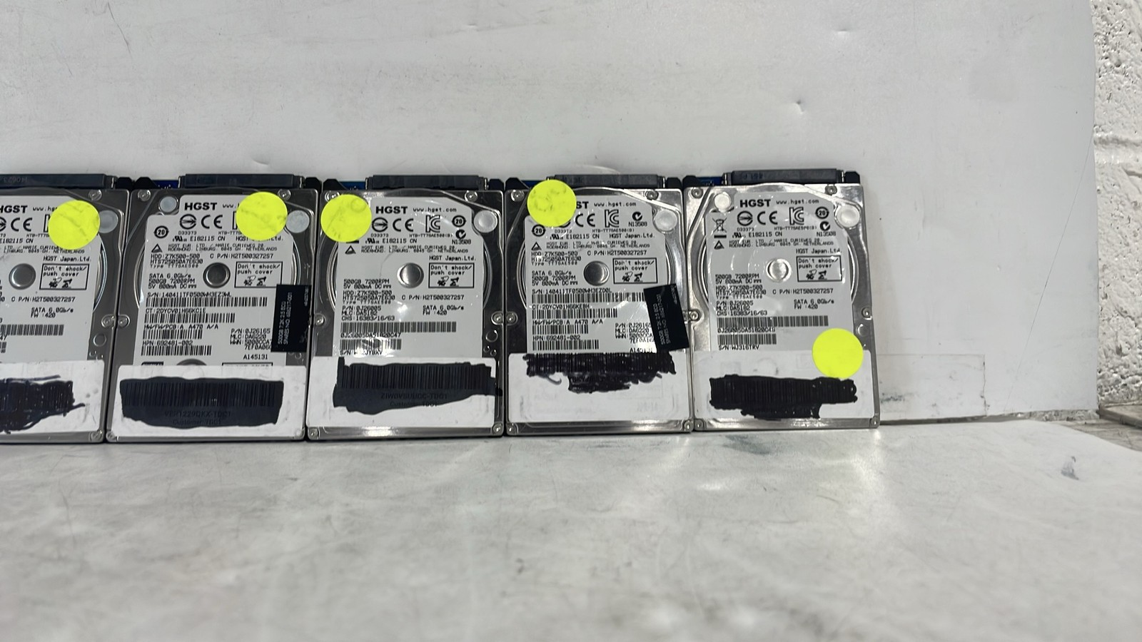 HGST 500GB HTS725050A7E630 7200 RPM 2.5" SATA 6.0Gb/s Internal Hard Drive Lot