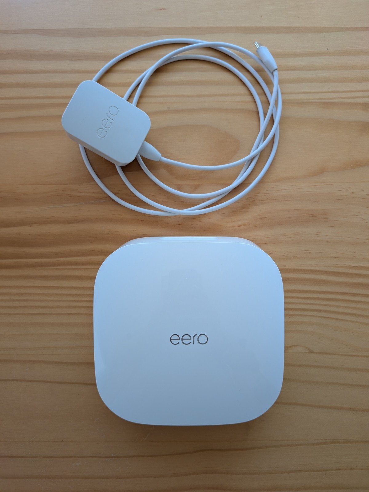 Eero Pro 6 K010001 Tri-Band Mesh WiFi 6 Router Whole Home Wireless System WORKS