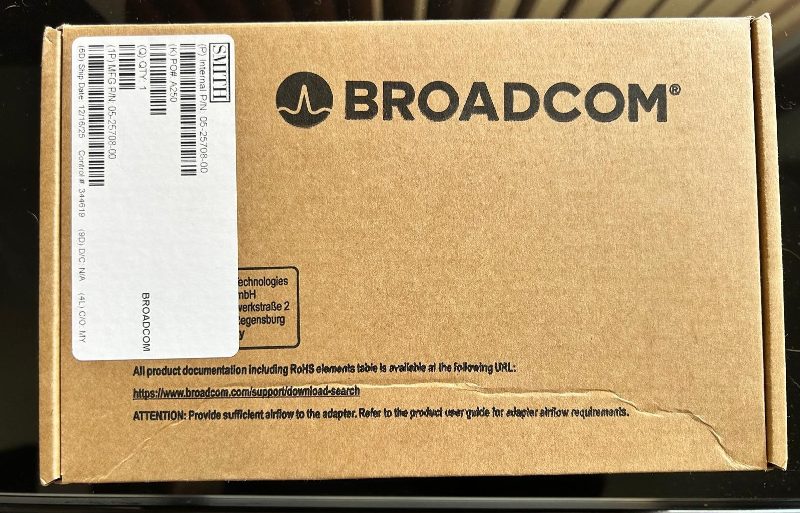 BROADCOM 05-25708-00 16 Channel MegaRAID SAS 9361-16i RAID 0/1/5/6/10/50/60