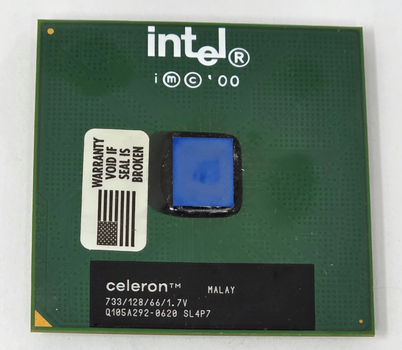Intel Celeron SL4P3 733MHz / 128KB / 66MHz Socket 370 Processor Coppermine Core