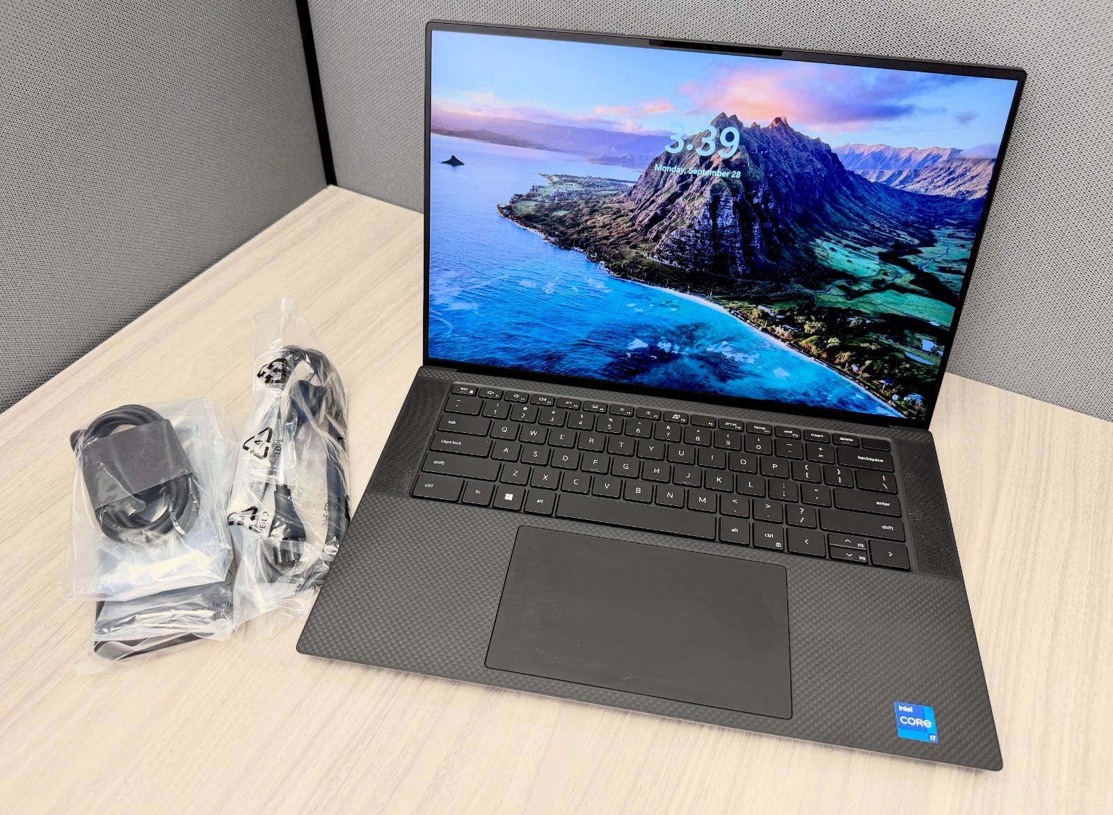 Dell Precision 5560 i7-11850H NVIDIA Quadro T1200 32GB RAM 512GB SSD Win 11 Pro