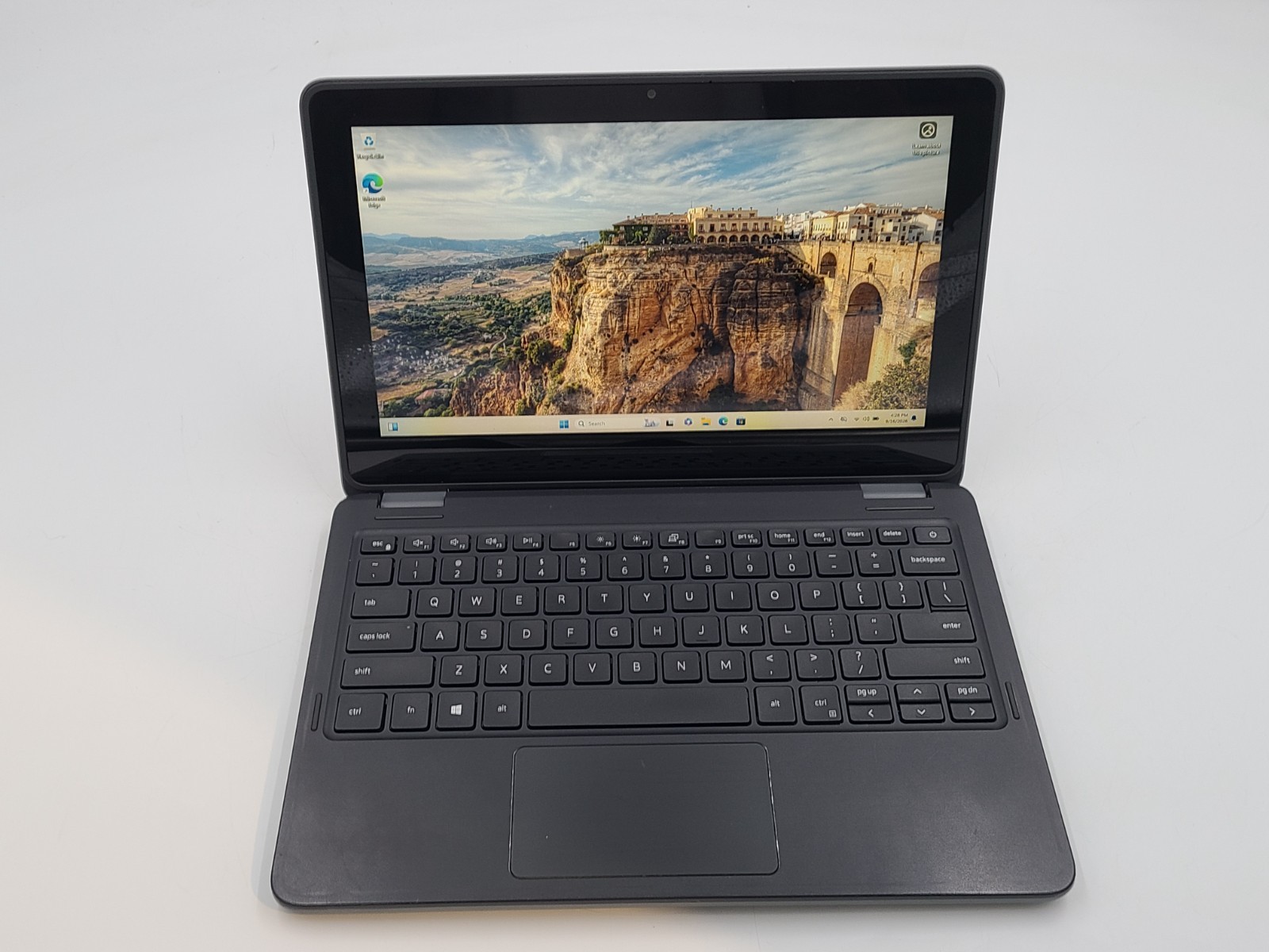 Dell Latitude 3120 Silver N6000 1.10GHz 8GB RAM 128GB SSD WIN 11 PRO