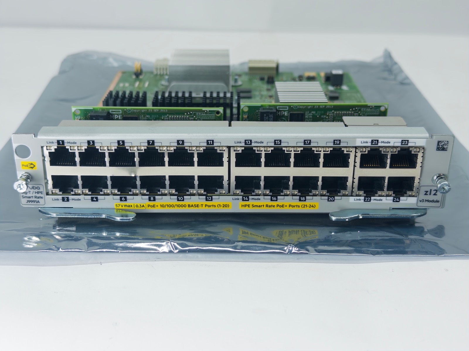 HPE Aruba 20p 10/100/1000BASE‑T PoE+ 4p 10GBASE‑T PoE+ zl2 Switch Module J9991A