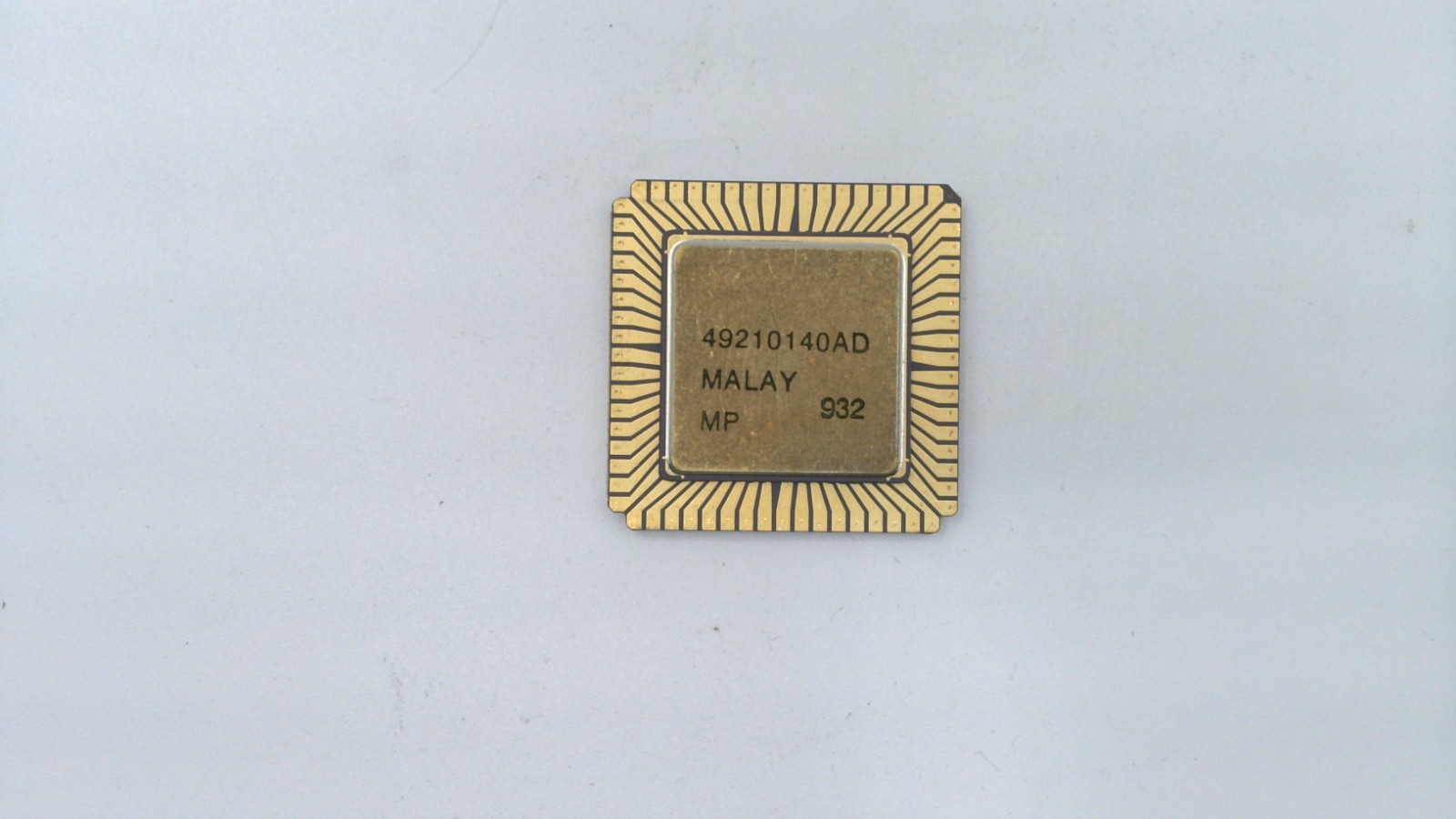 Rare Vintage Collectible Intel A80186 CLCC68 CPU Microprocessor