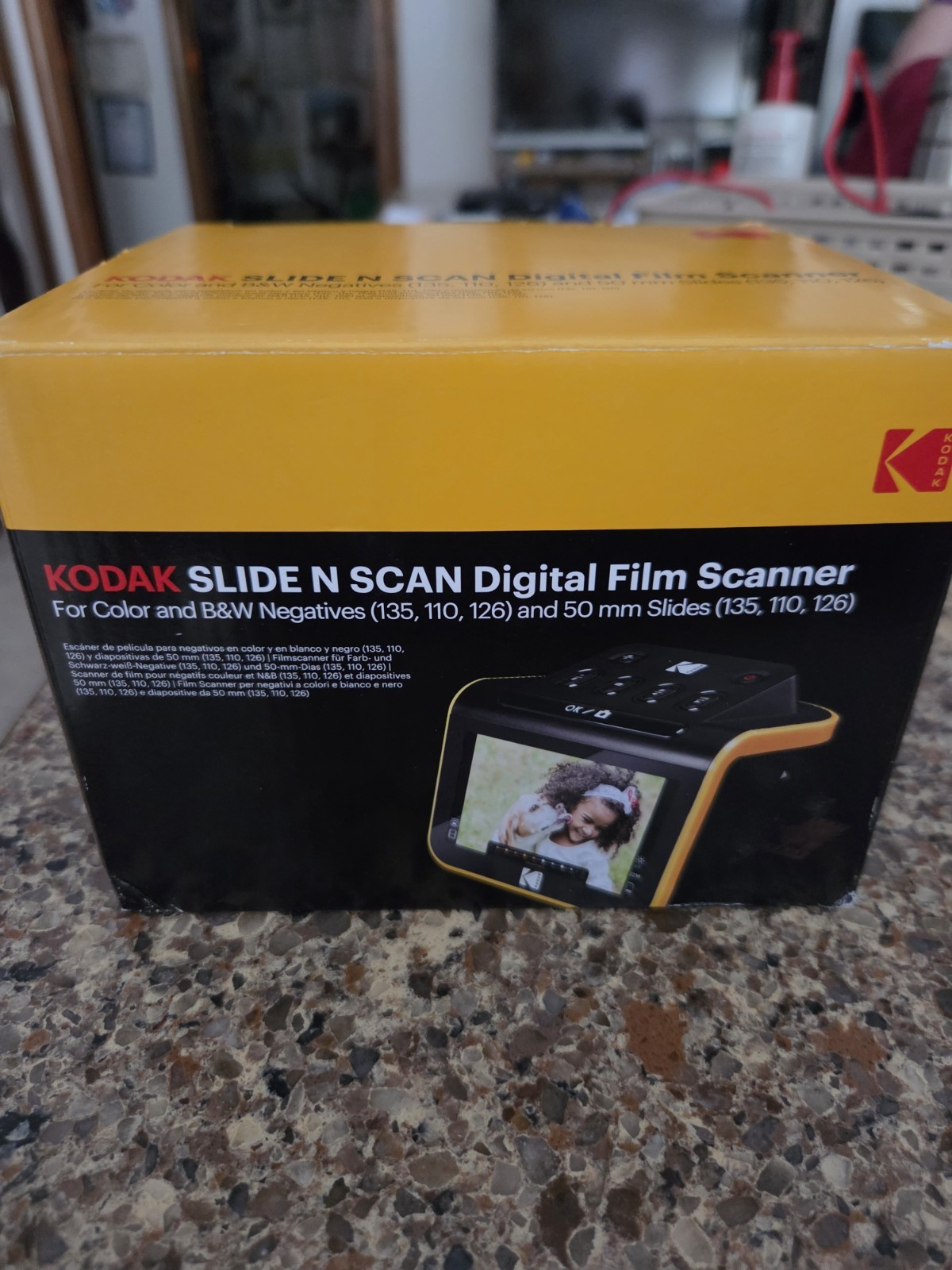 KODAK Slide N Scan Max Film Scanner 35mm Negatives Slides to Digital SD