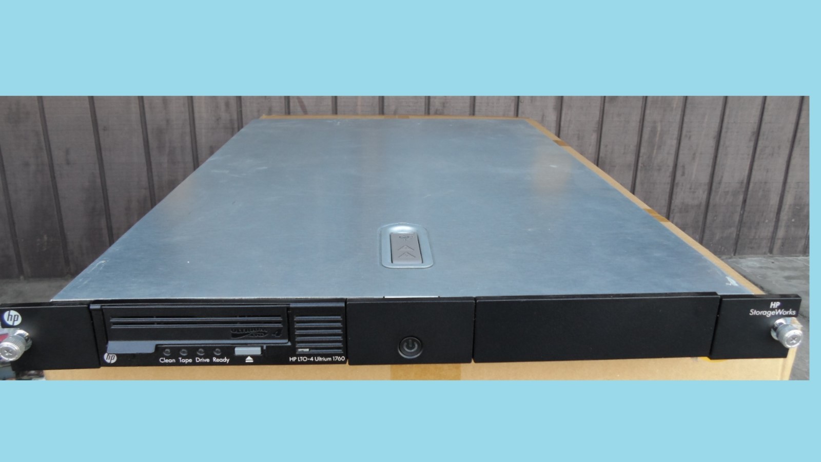 HP HPE 1U Enclosure with TWO LTO3 SAS Drives Ultrium920 AE459B 403721-003 