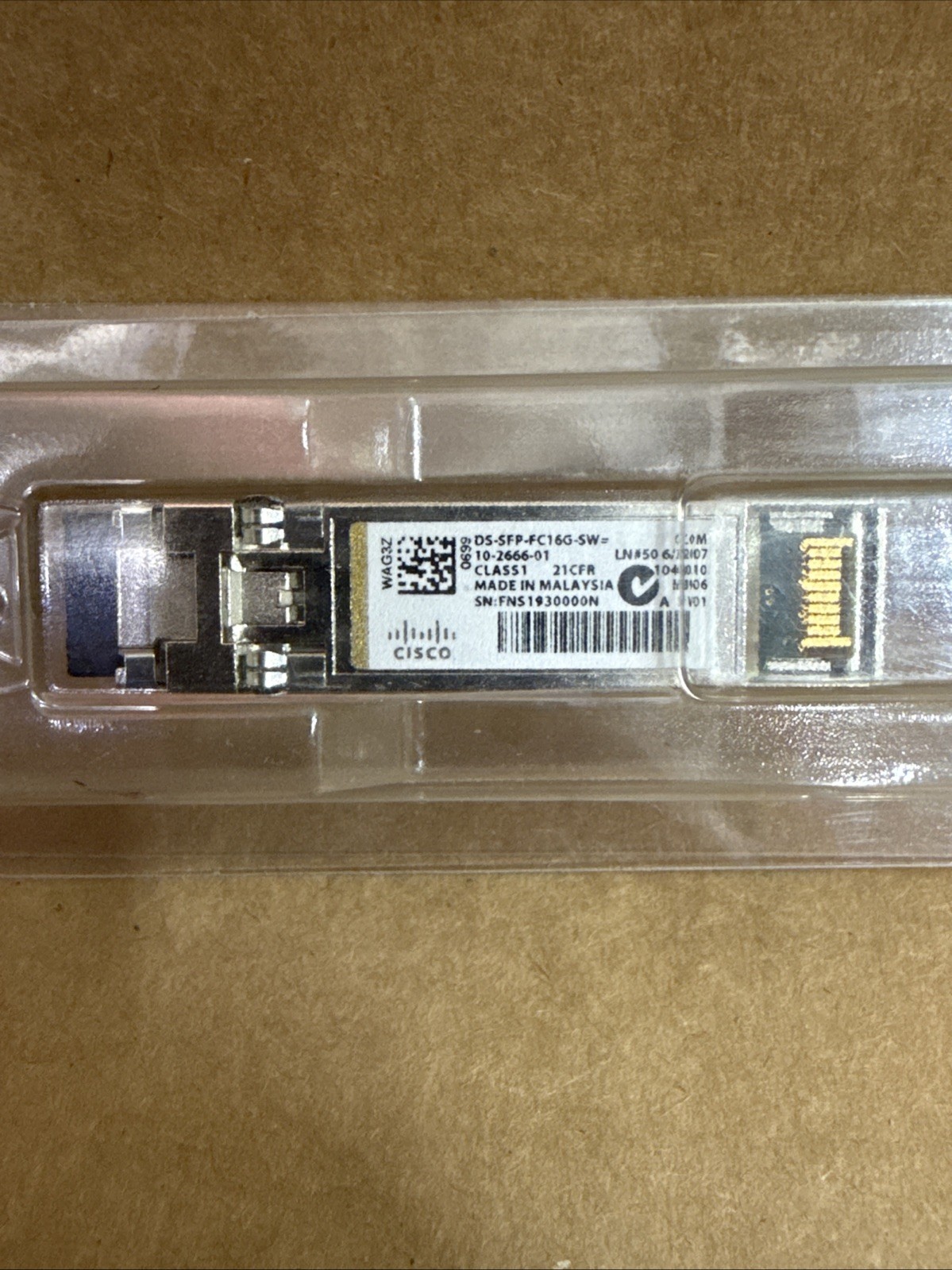 New Cisco DS-SFP-FC16G-SW= 16 Gbps Fibre Channel SW SFP+, LC AK 10-2666-01