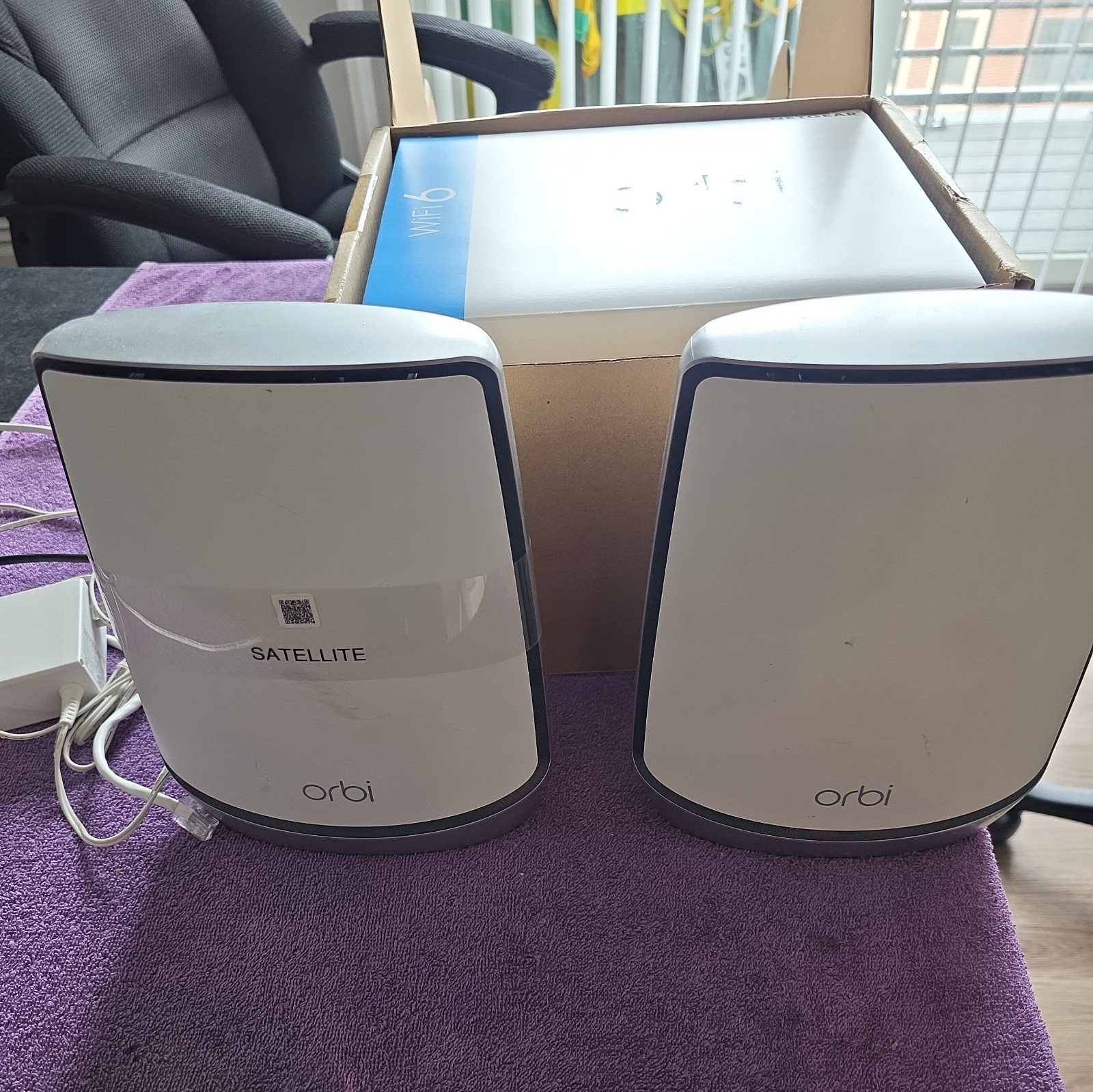 NETGEAR Orbi Whole Home Tri-band WiFi 6 Mesh Network System (RBK852)