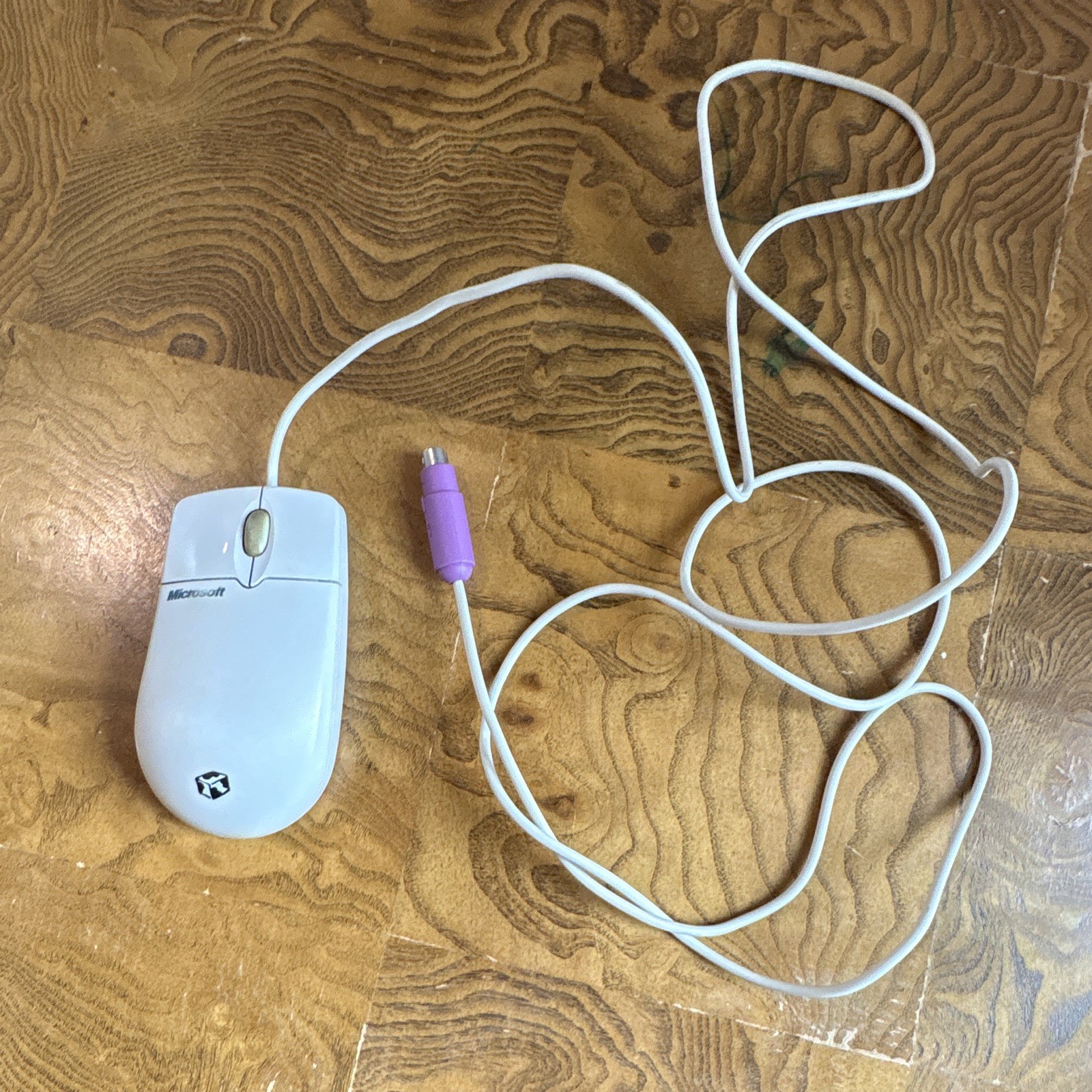 Microsoft IntelliMouse 1.1A PS/2 Wired Mechanical Mouse 3-Button Scroll White