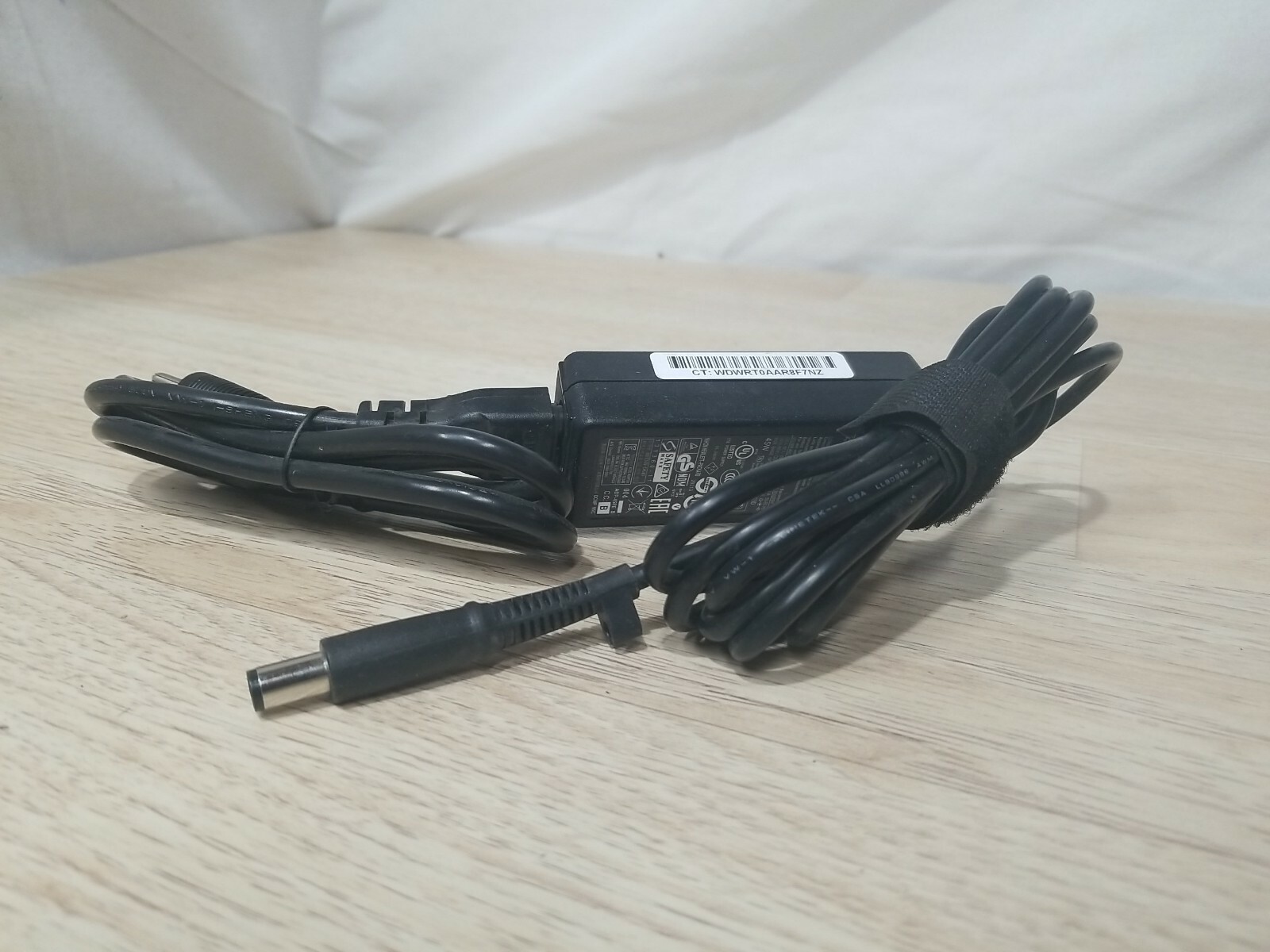 #G)ORIGINAL HP 45W Laptop HSTNN-DA40 744481-003 744893-001 Power Adapter Charger
