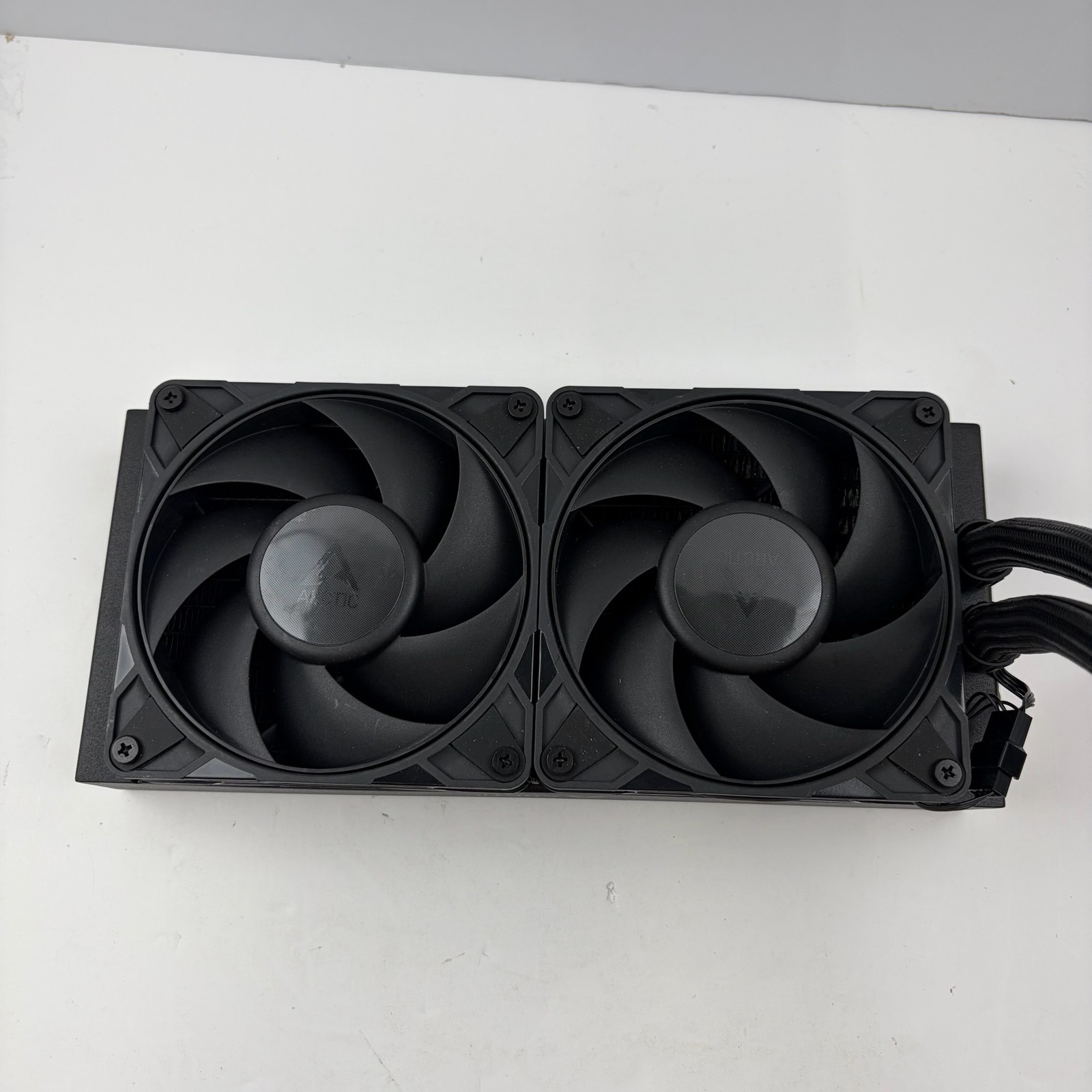 Arctic Liquid CPU Cooler 240mm Radiator 2x120mm Fans Black Copper AIO OPEN BOX