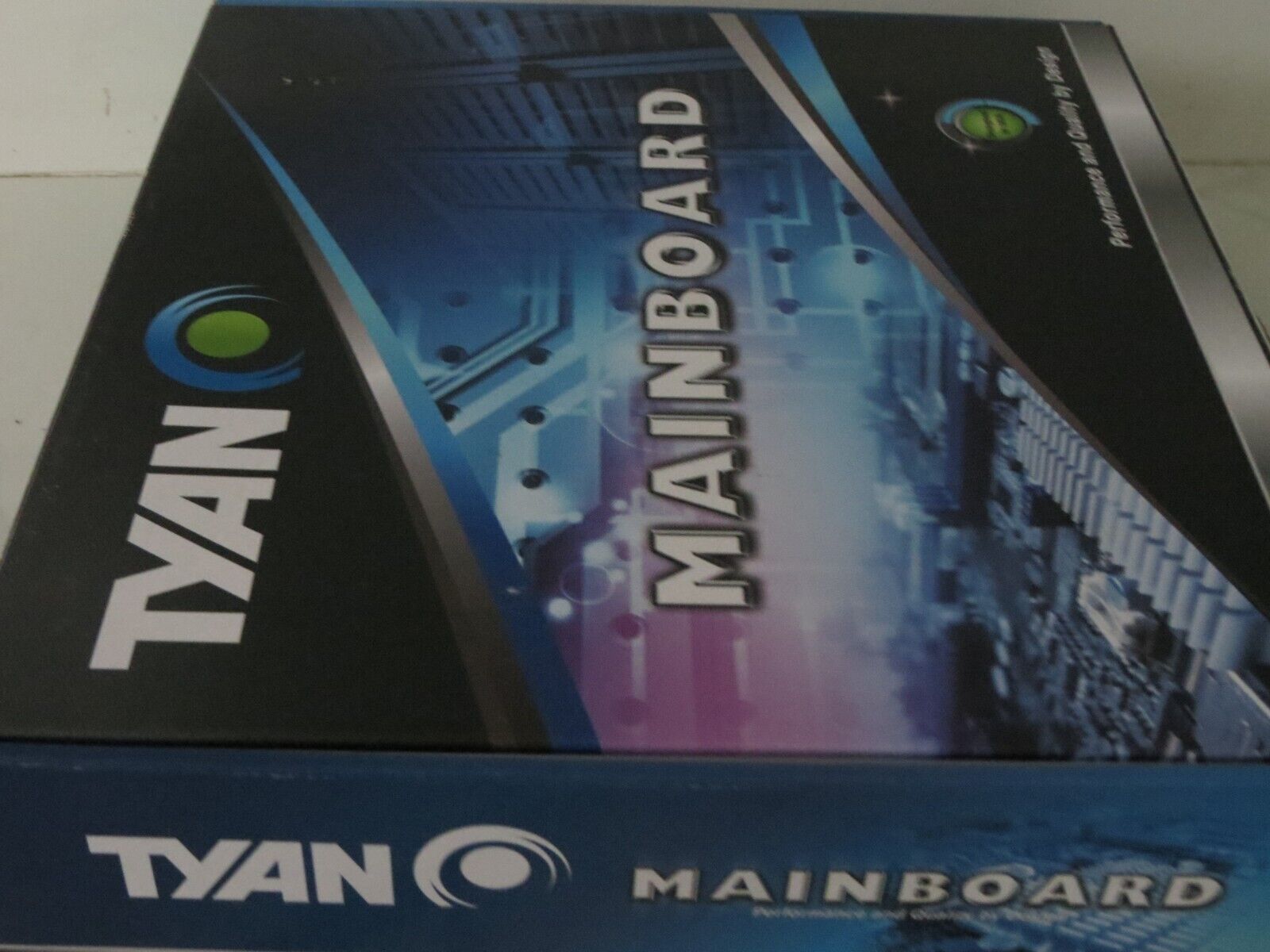 TYAN(S8030GM2NE)AMD Milan Rome/CPU/8 DIMM Slots/2Gbe/64MB Flash Mother Board New