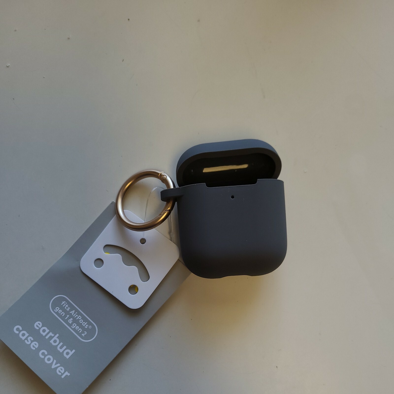 Heyday Airpod Silicone Case with Clip - Shadow Gray