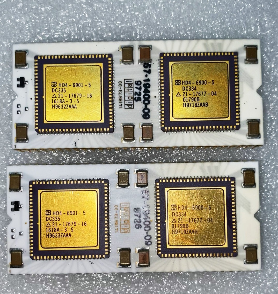 1PCS New white ceramic DCJ11-AE antique CPU with high collectible value
