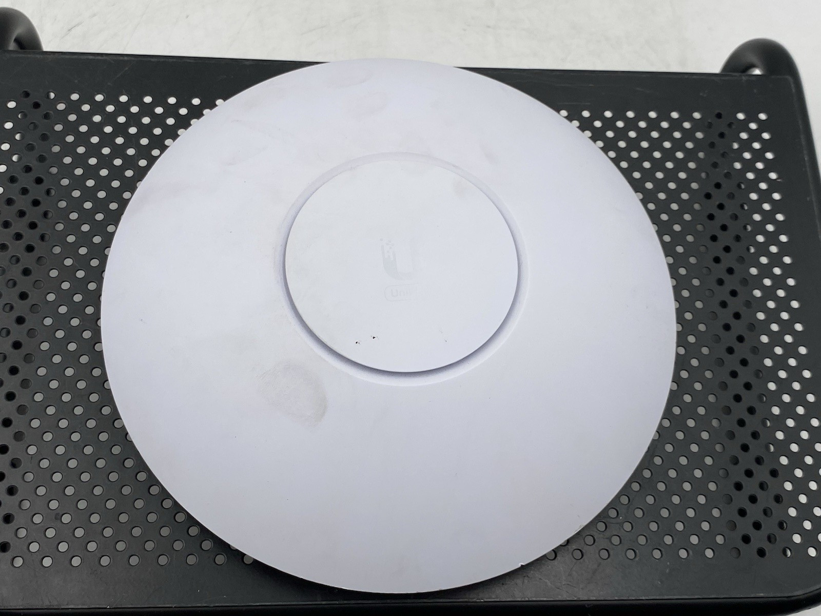 Ubiquiti UniFi 6 Long Range Wi-Fi Access Point - UR-LR - White