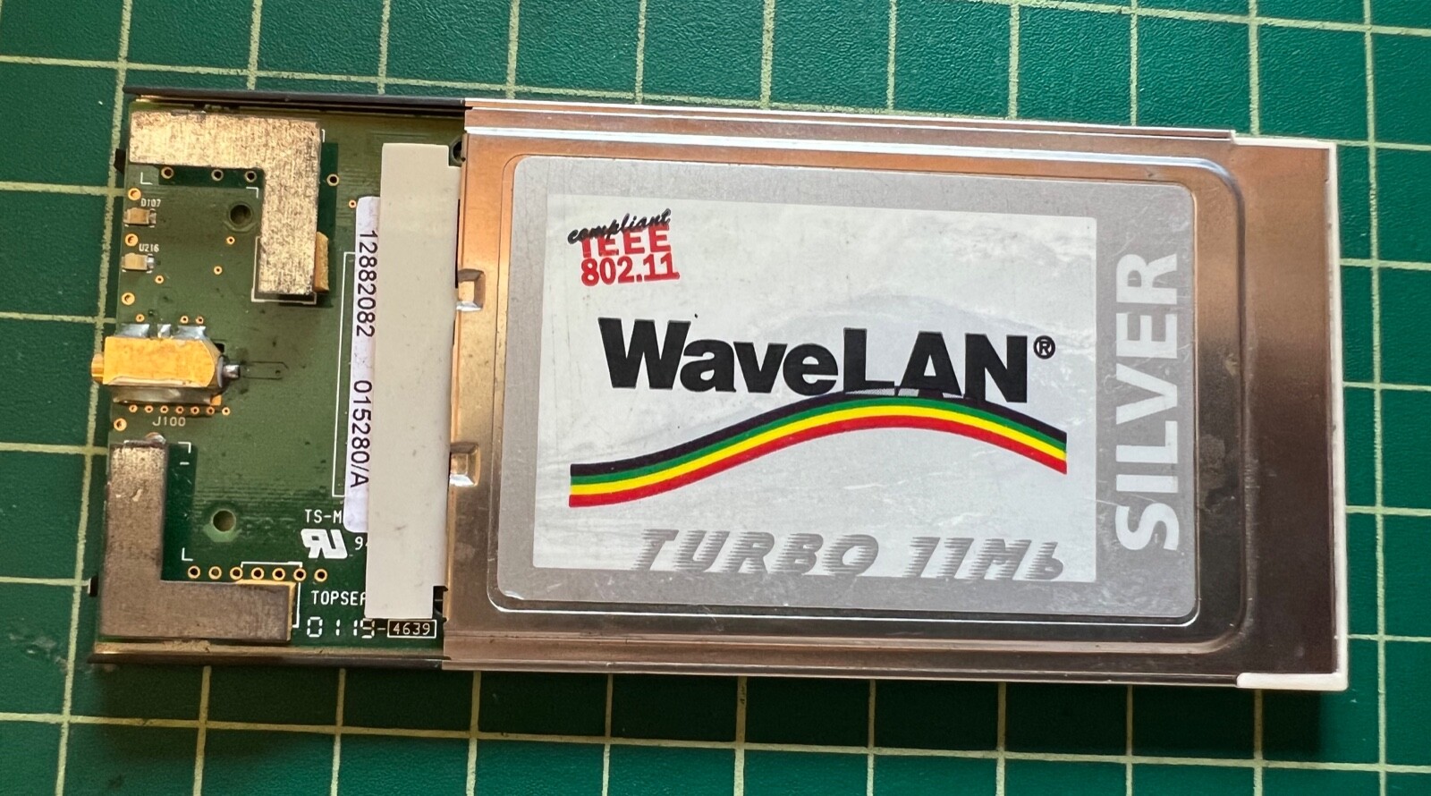 Lucent Technologies PC24E-H-FC PCMCIA Wireless Card Mac/PC - SILVER P/N: 012372/
