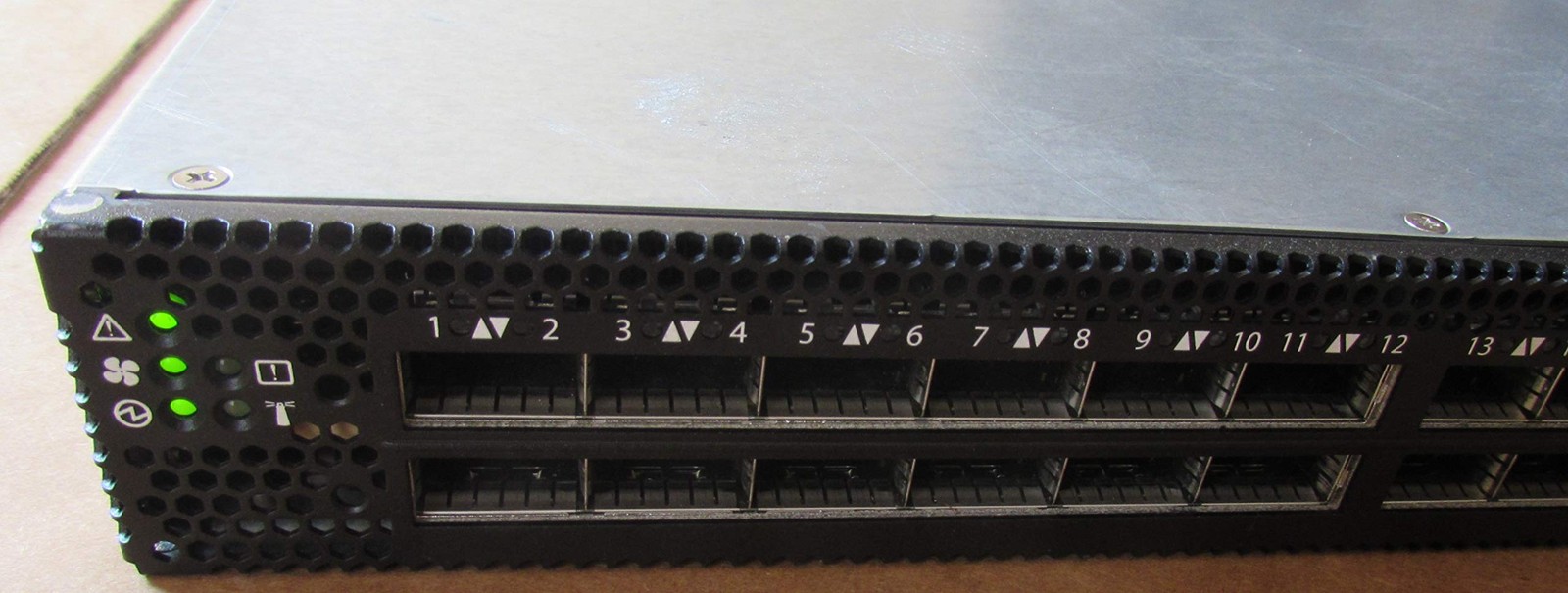 MELLANOX MSB7700-ES2F 36 Port Managed EDR 100Gbs 7.2Tbs INFINIBAND Switch QSFP28