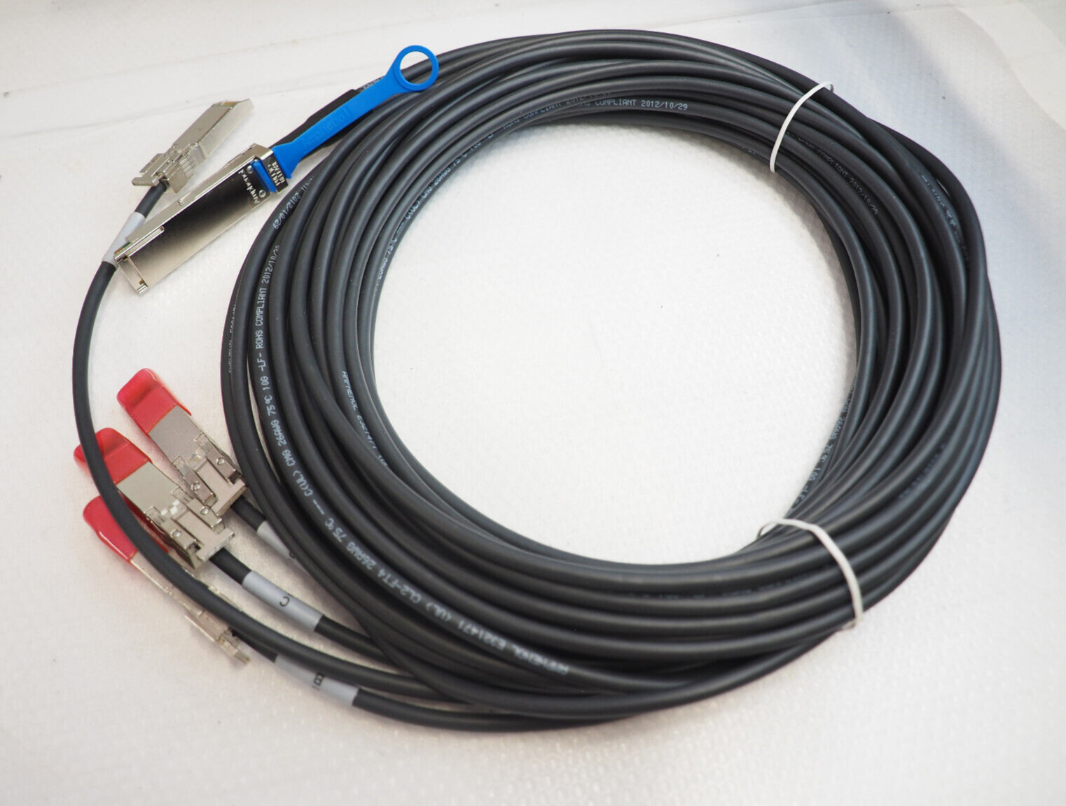 AMPHENOL SF-QSFP4SFPPS-005 602630005 QSFP to 4 SFP+ Splitter 5m 16.4ft Cable