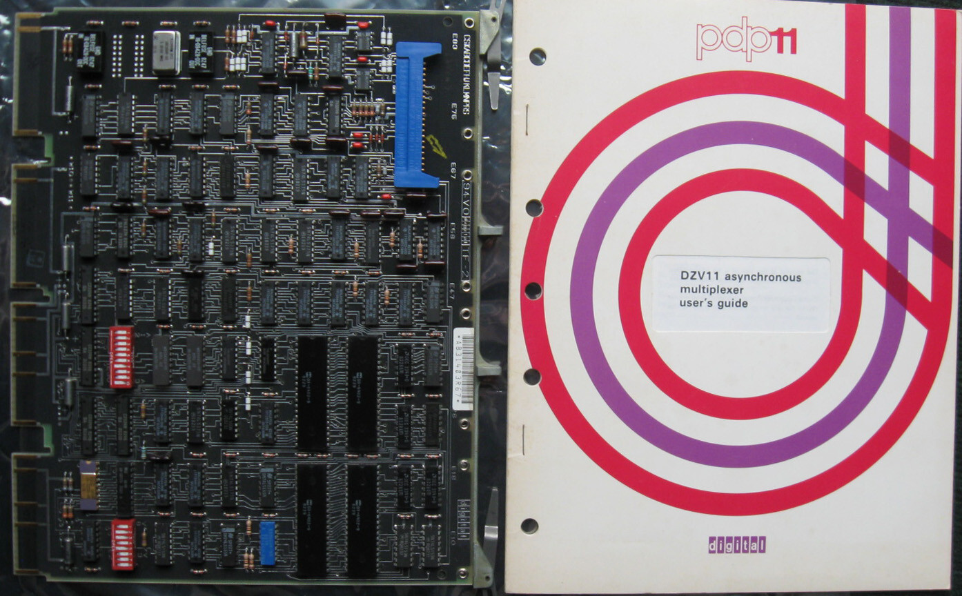 Digital DEC M7957 DZV11-M 4-line asynchronous multiplexer for QBus systems