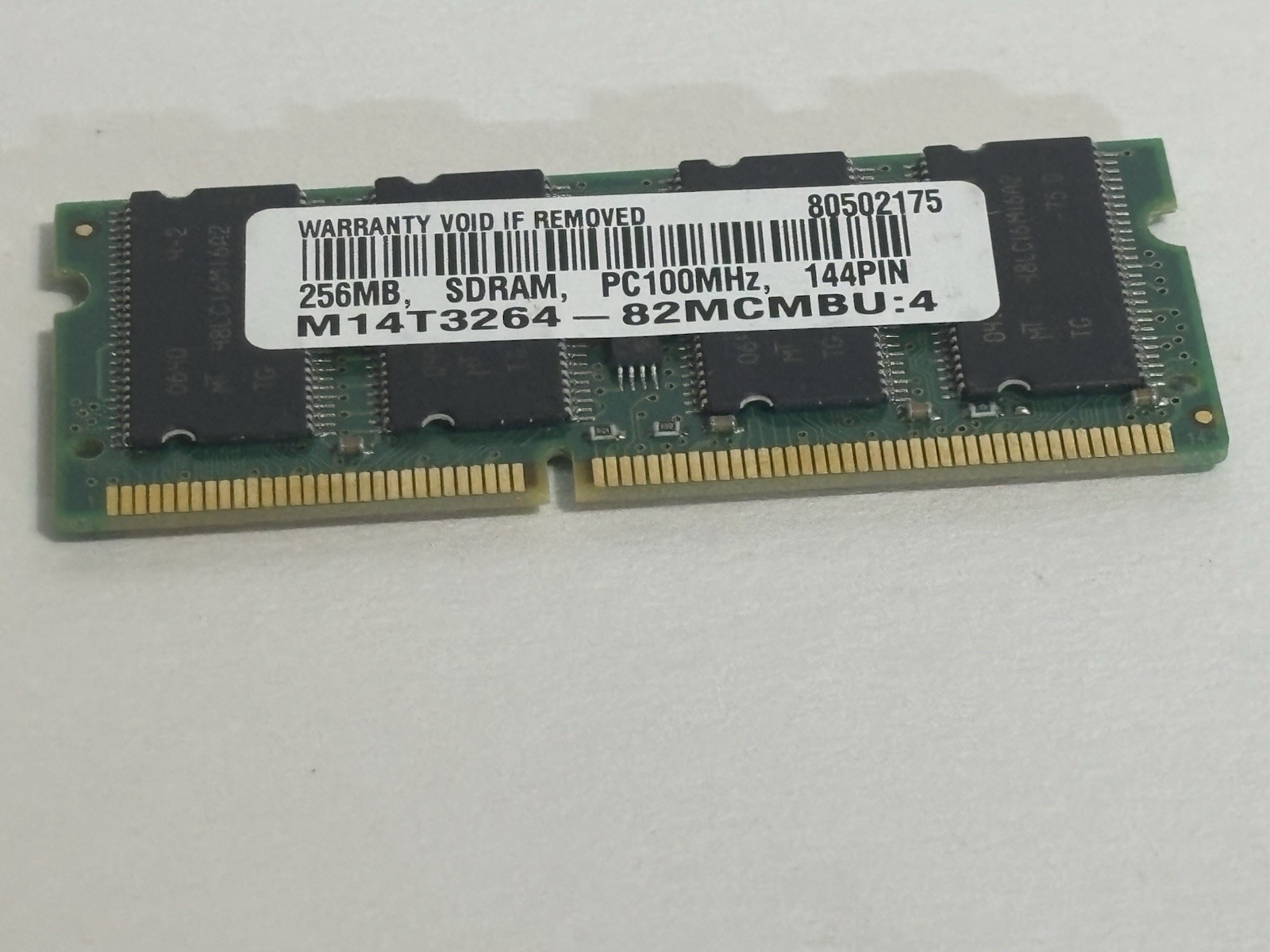 256MB PC100 SDRAM 144-pin SO-DIMM 100MHz LAPTOP MEMORY - M14T3264 - B2MCMBU