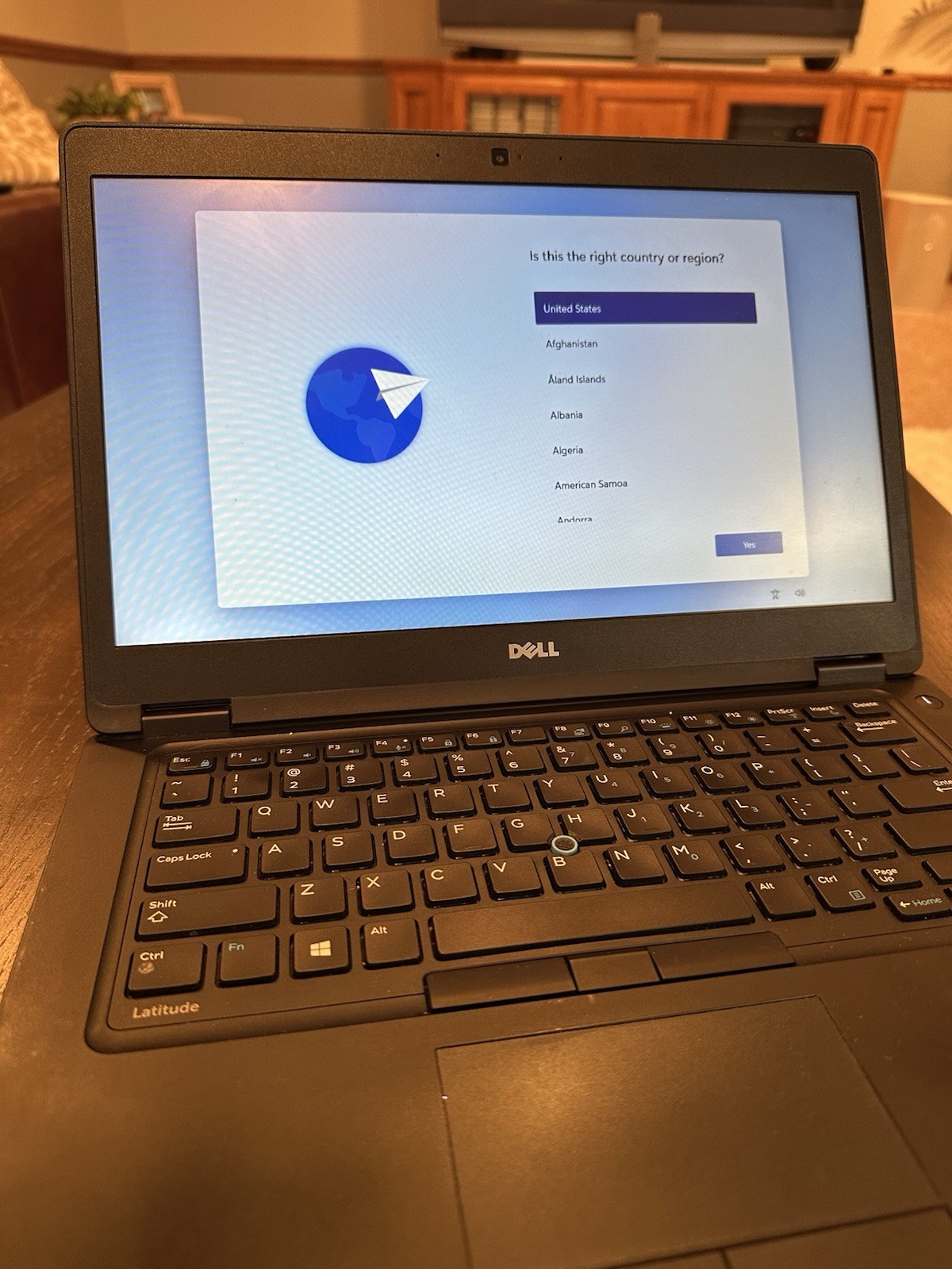 Dell Latitude 5480 Laptop 7th Gen Intel Core i5, 128GB M.2 SSD, 8GB DDR4 2400MHz