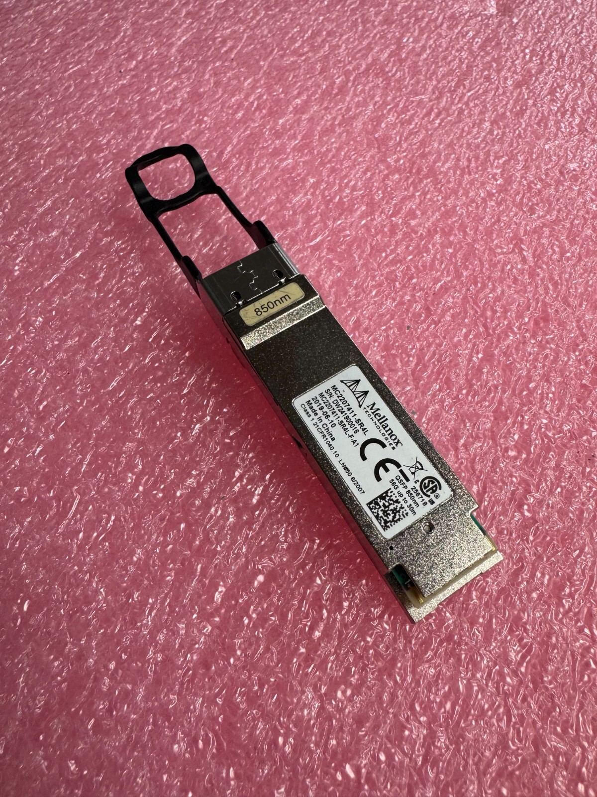 Genuine Mellanox MC2207411-SR4L QSFP+, MPO, 850nm, Up to 30M 4x14Gb/s Up to 56Gb