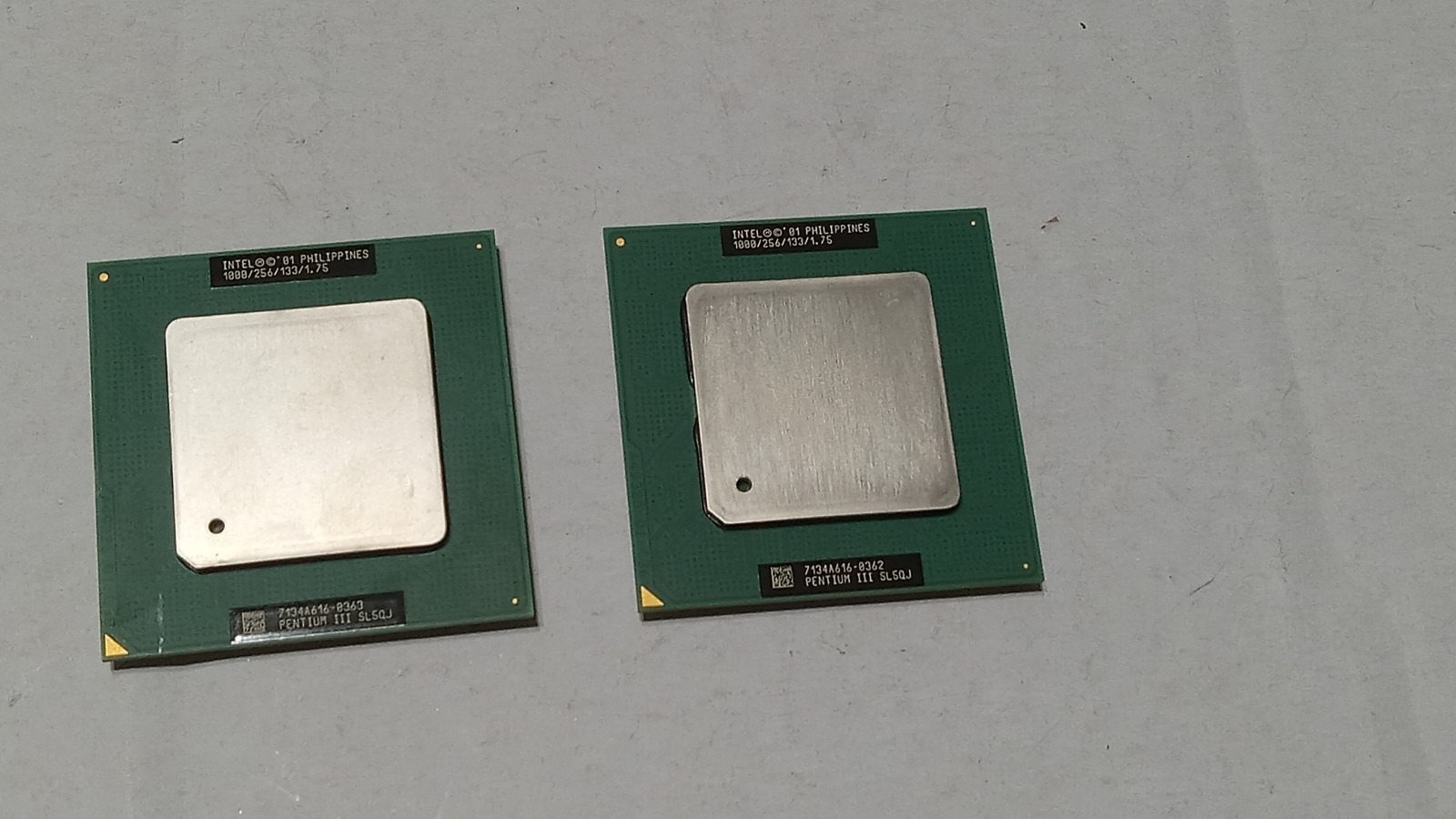 Lot of 2 Intel Pentium III SL5QJ Processors  1000/256/133/1.75  Socket 370