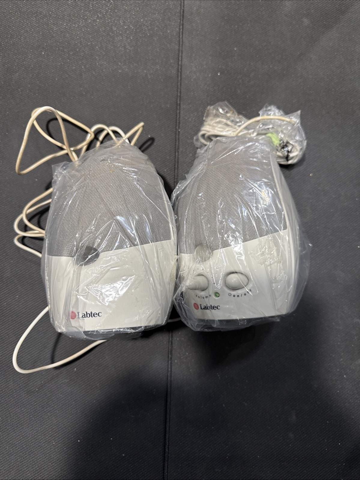Labtec Spin-45  Multipurpose Stereo Speakers. for CD, MP3, PC - Tested