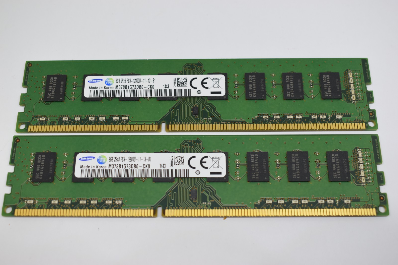 Samsung 16GB (2x8GB) 2Rx8 PC3-12800U 2RX8 240-Pin Desktop RAM M378B1G73DB0-CK0
